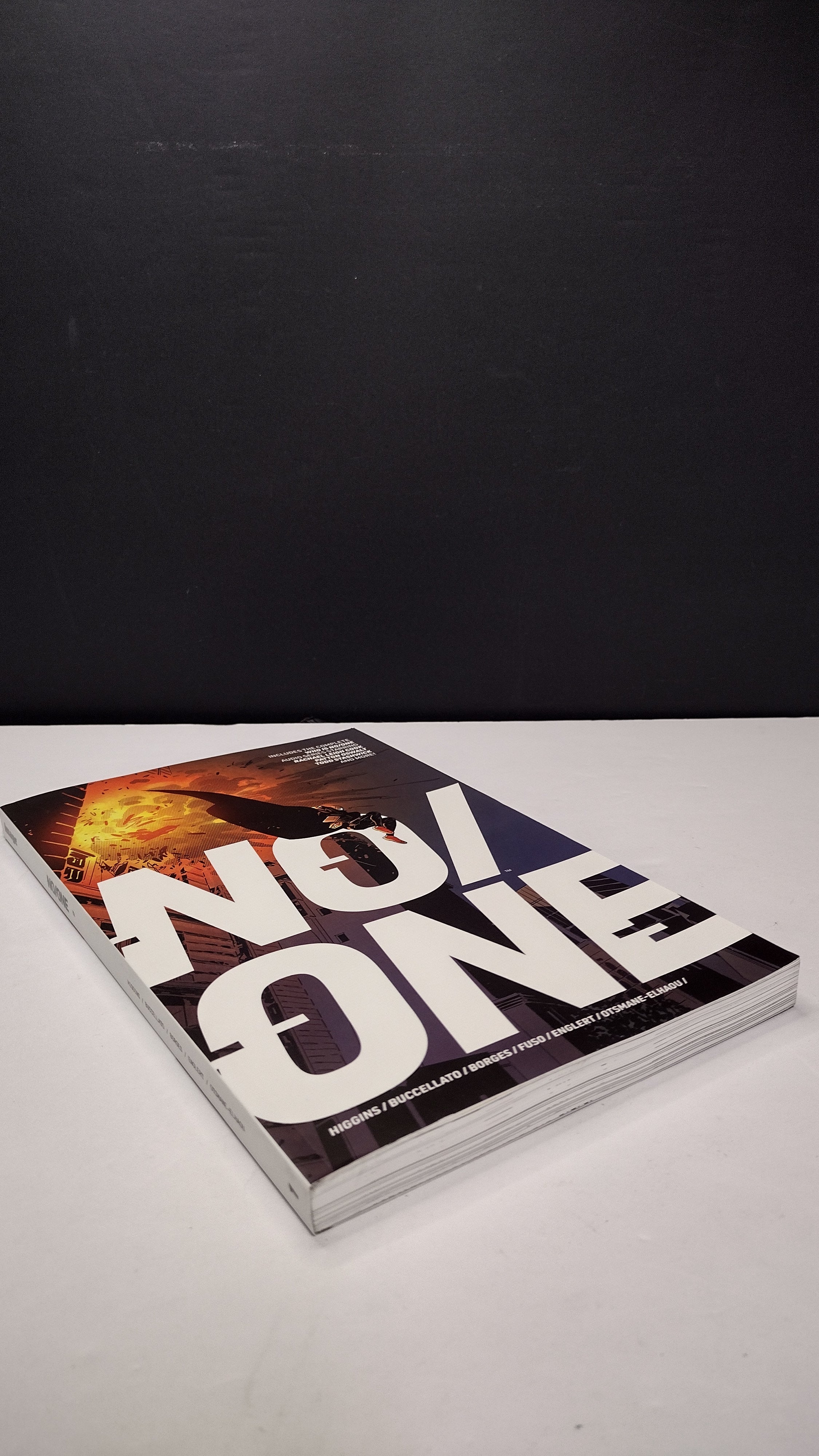 (MATURE) NO/ONE Vol. 1 by Kyle Higgins, Brian Buccellato & Geraldo Borges - Paperback