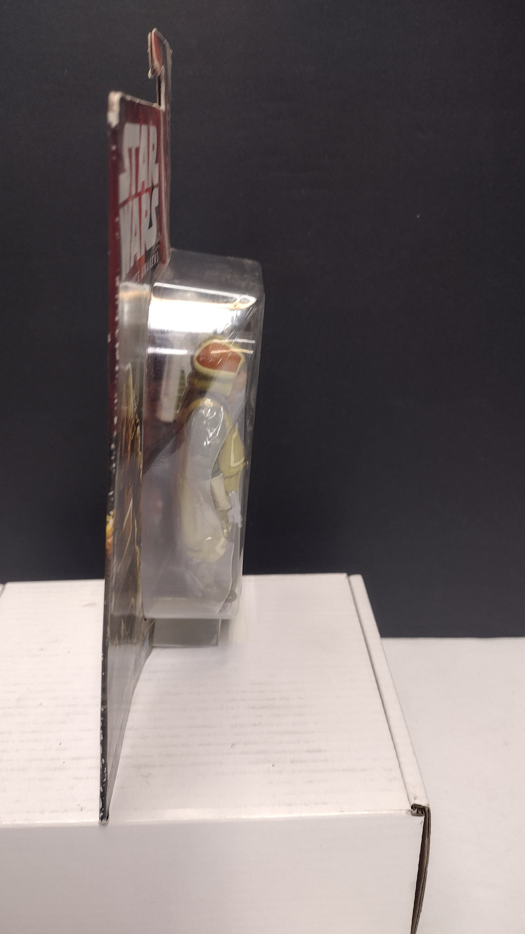 Star Wars: The Force Awakens – Goss Toowers (Space Mission) 3.75-Inch Action Figure • Hasbro 2015 (NIB)