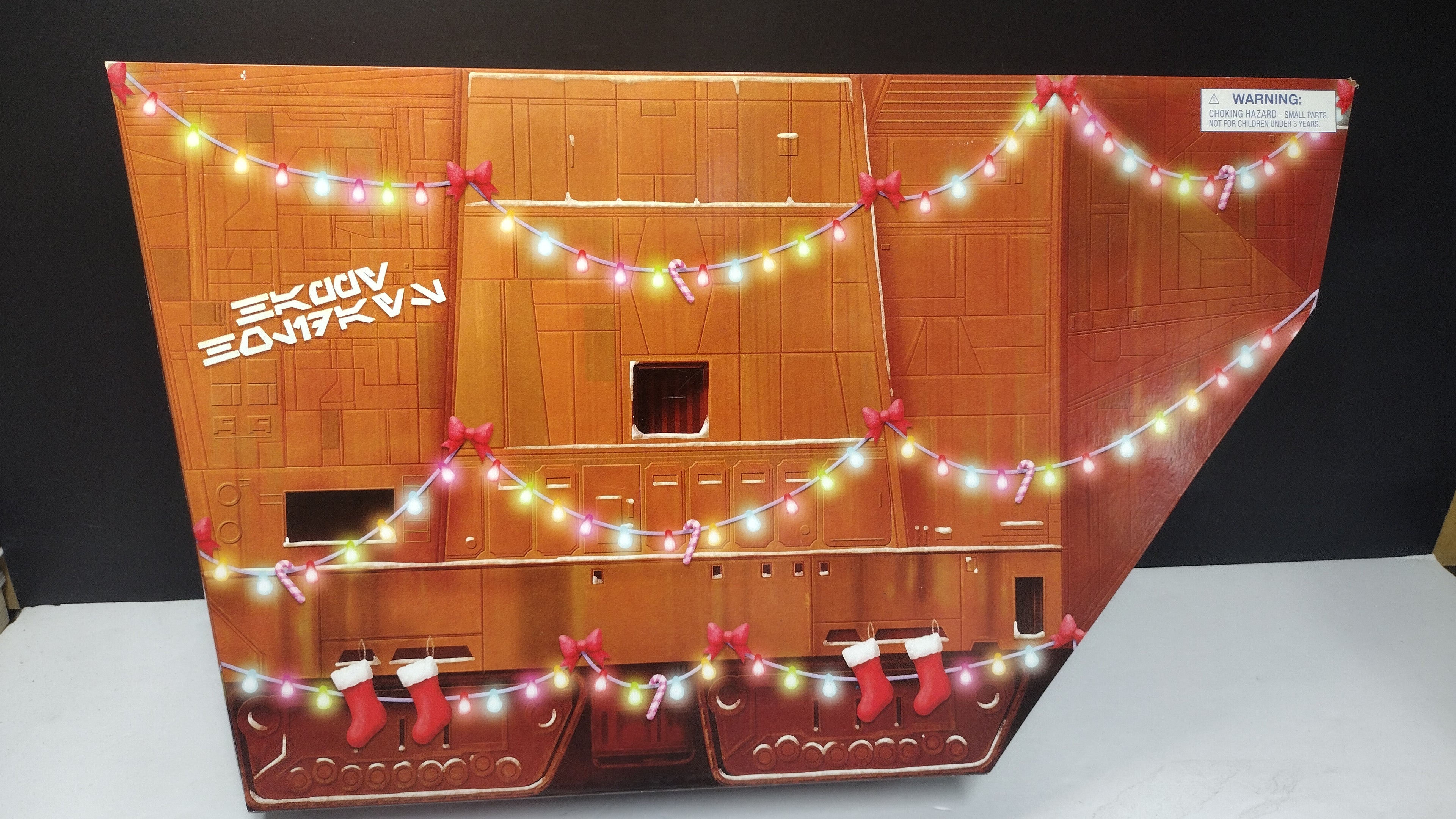 2022 Disney Parks Star Wars Droid Factory Holiday Advent Calendar NIB (Box Damage)