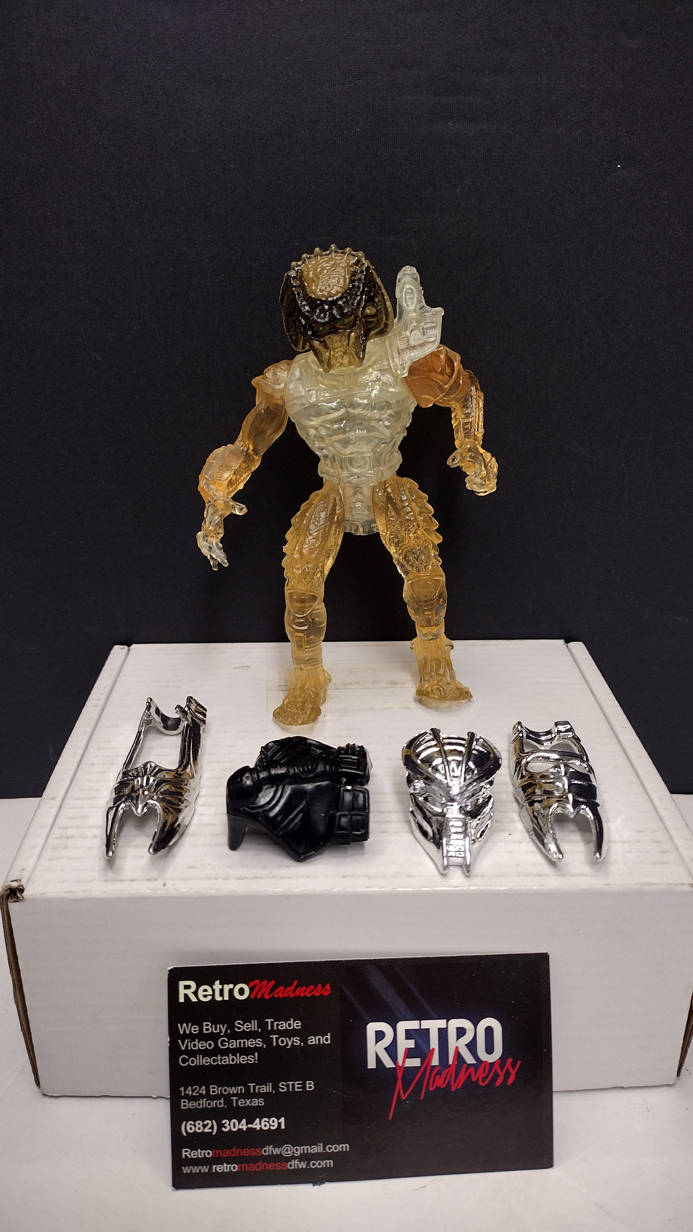 Vintage 1993 Kenner Predator Mail-In Exclusive Action Figure (Figure A - Complete with Mailer Box, Bags & Instructions)