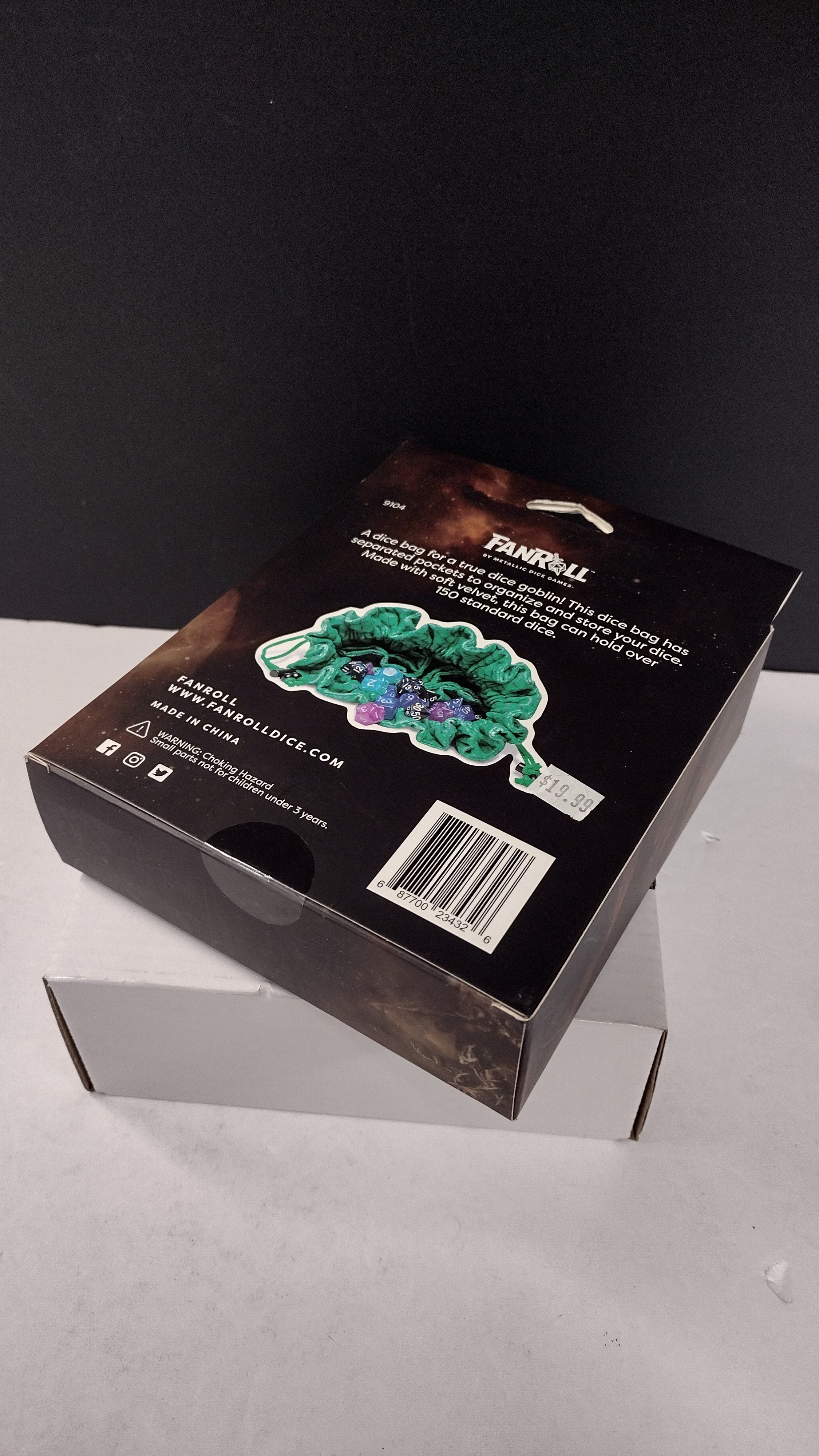 Fanroll: Dragonstorm Green Velvet RPG Dice Bag with Pockets