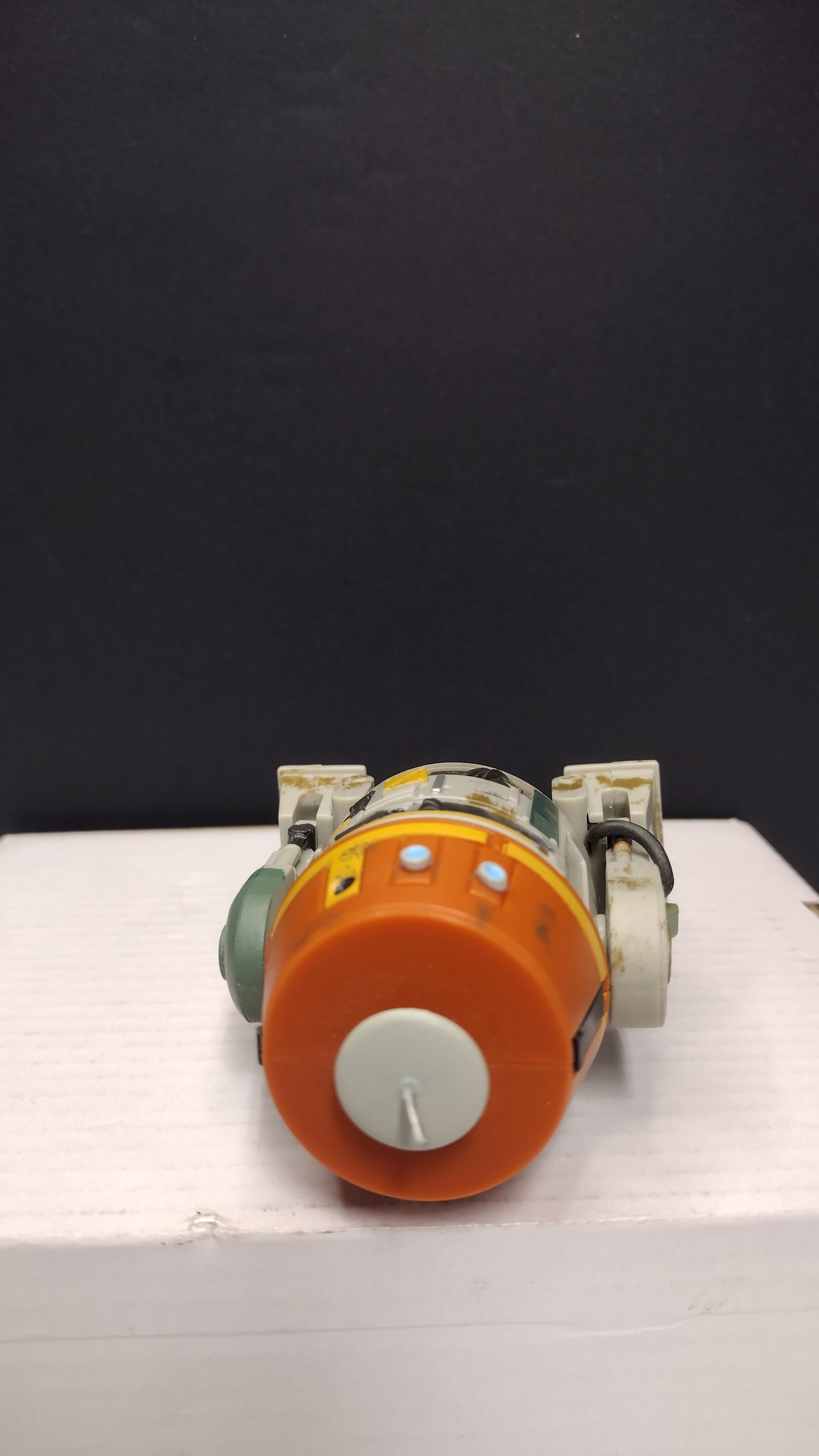 Star Wars The Black Series: Chopper (C1-10P) – 6" Scale (Star Wars Rebels)- Loose/ Incomplete