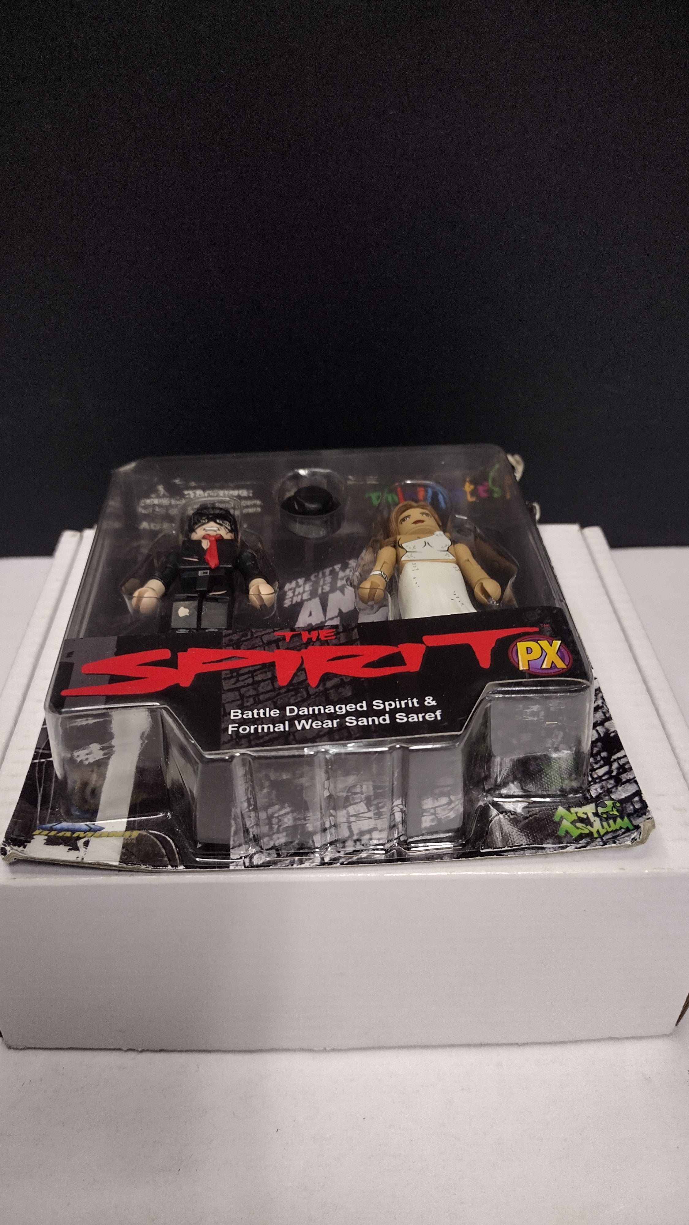 Diamond Select Marvel Minimates Spirit & Sand Saref on Card