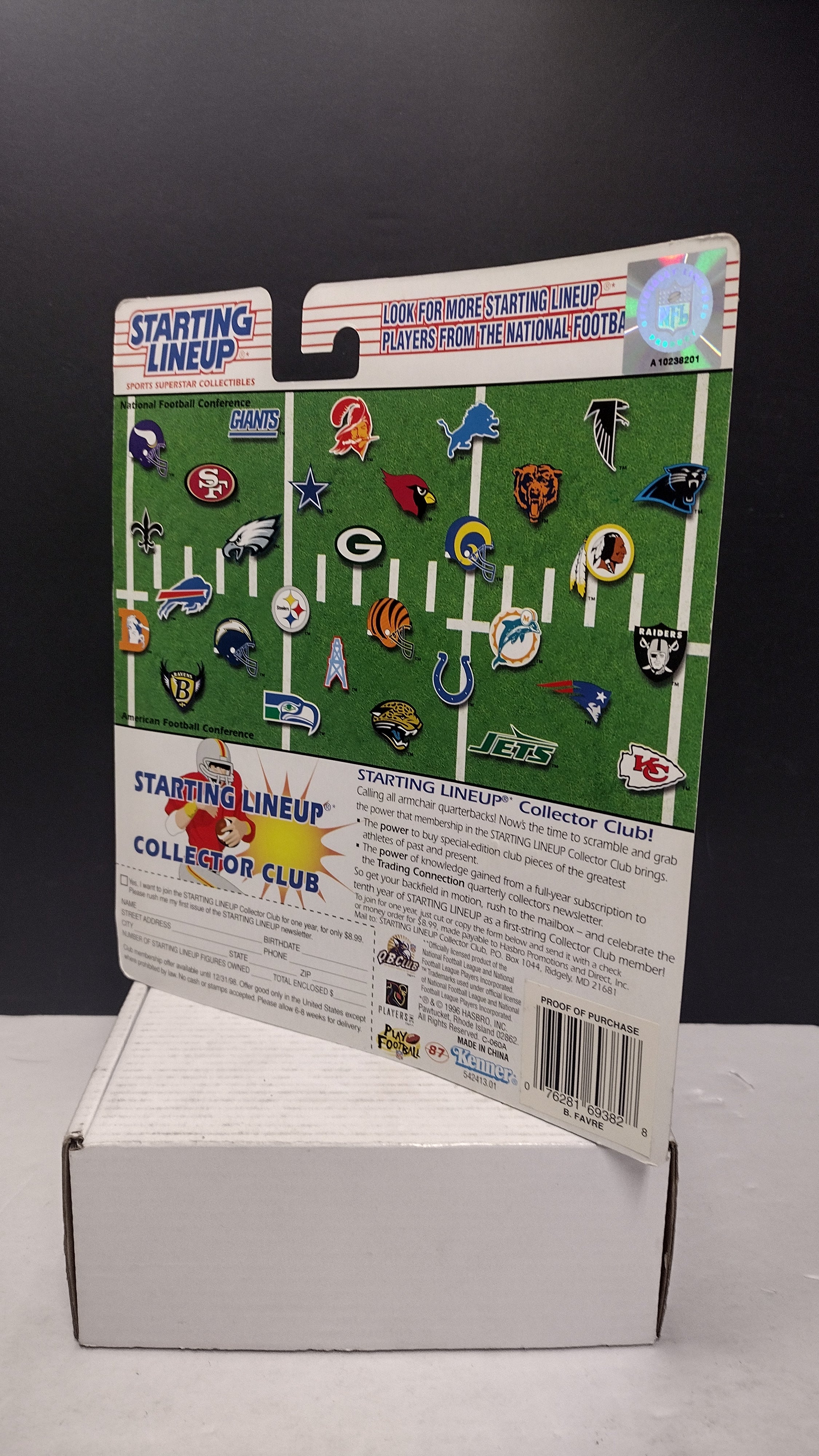 Vintage 1997 Starting Lineup NFL Football Figures Jerry Rice & Brett Favre 2-Pack (Kenner - Sealed on Card / Yellowed Bubble)
