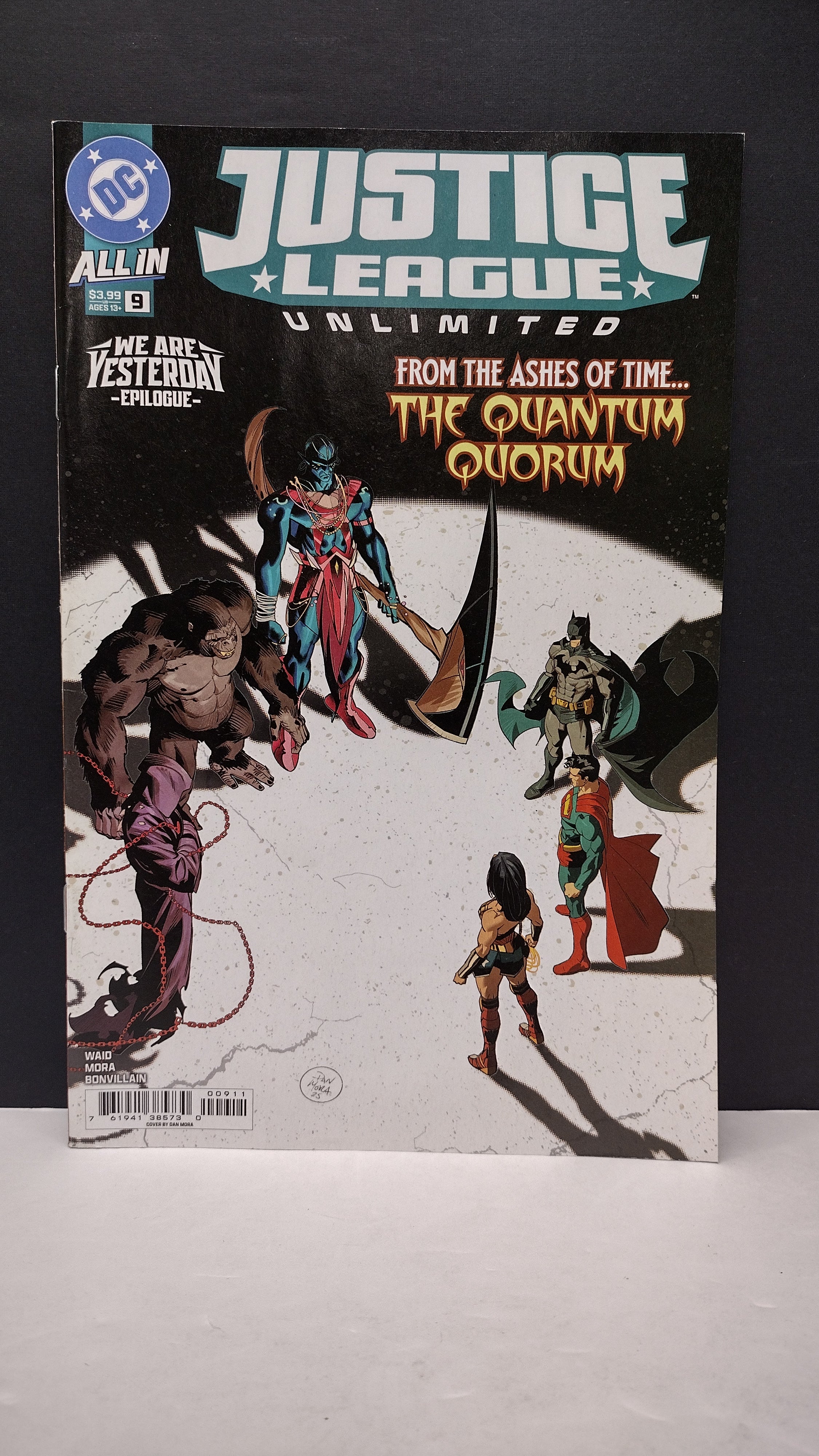 DC Comics Modern Era Lot – 5 Book Set - Lot I2 (Brand New / Unread)