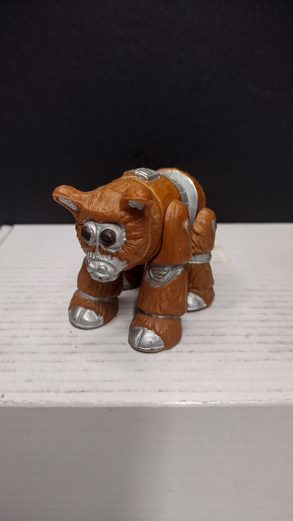 Vintage 1978 Mattel Battlestar Galactica Muffit the Daggit Action Figure (Loose - Missing Tail)