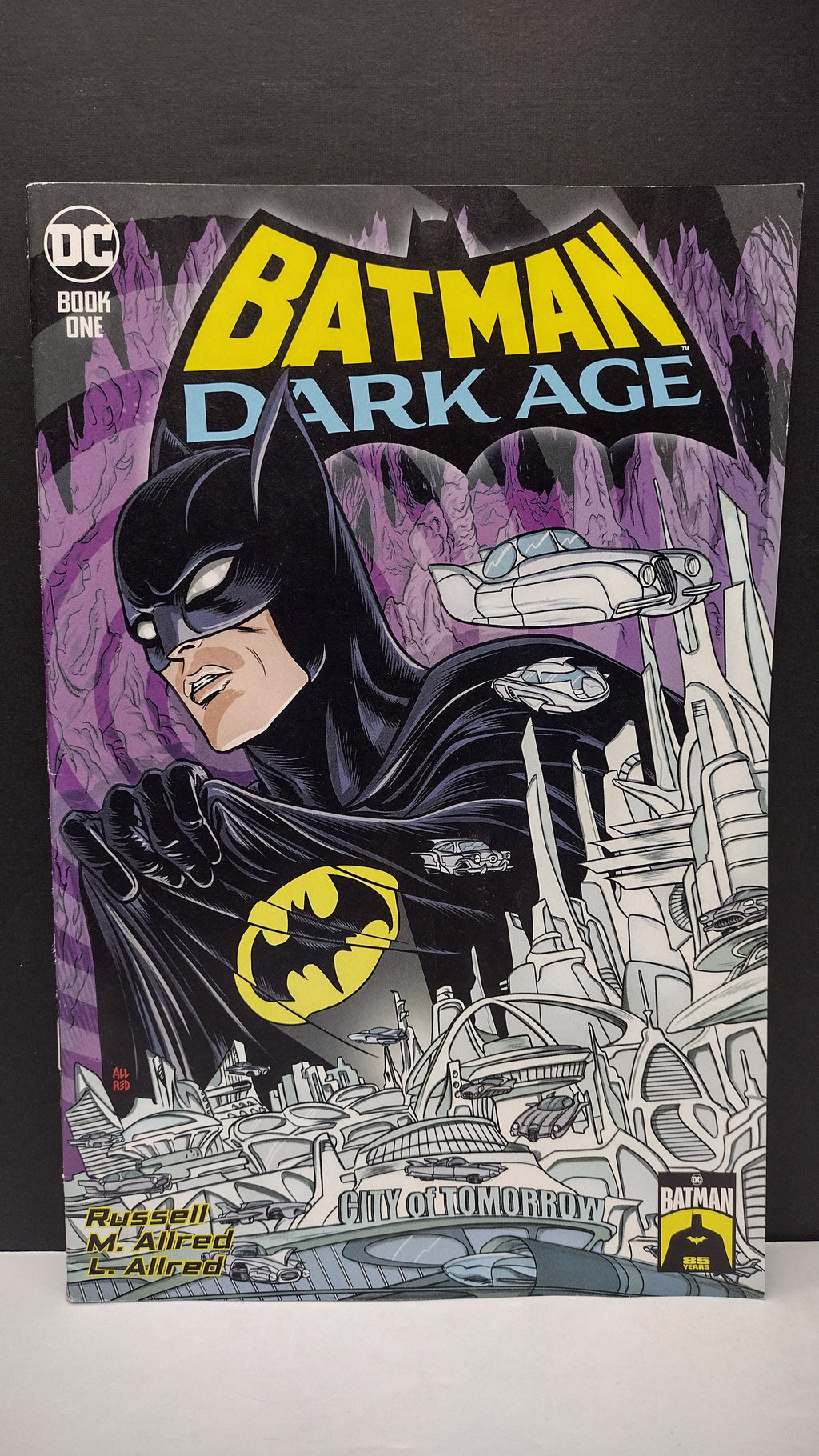DC Comics Modern Era Lot – 5 Book Set - Lot M (Brand New / Unread)