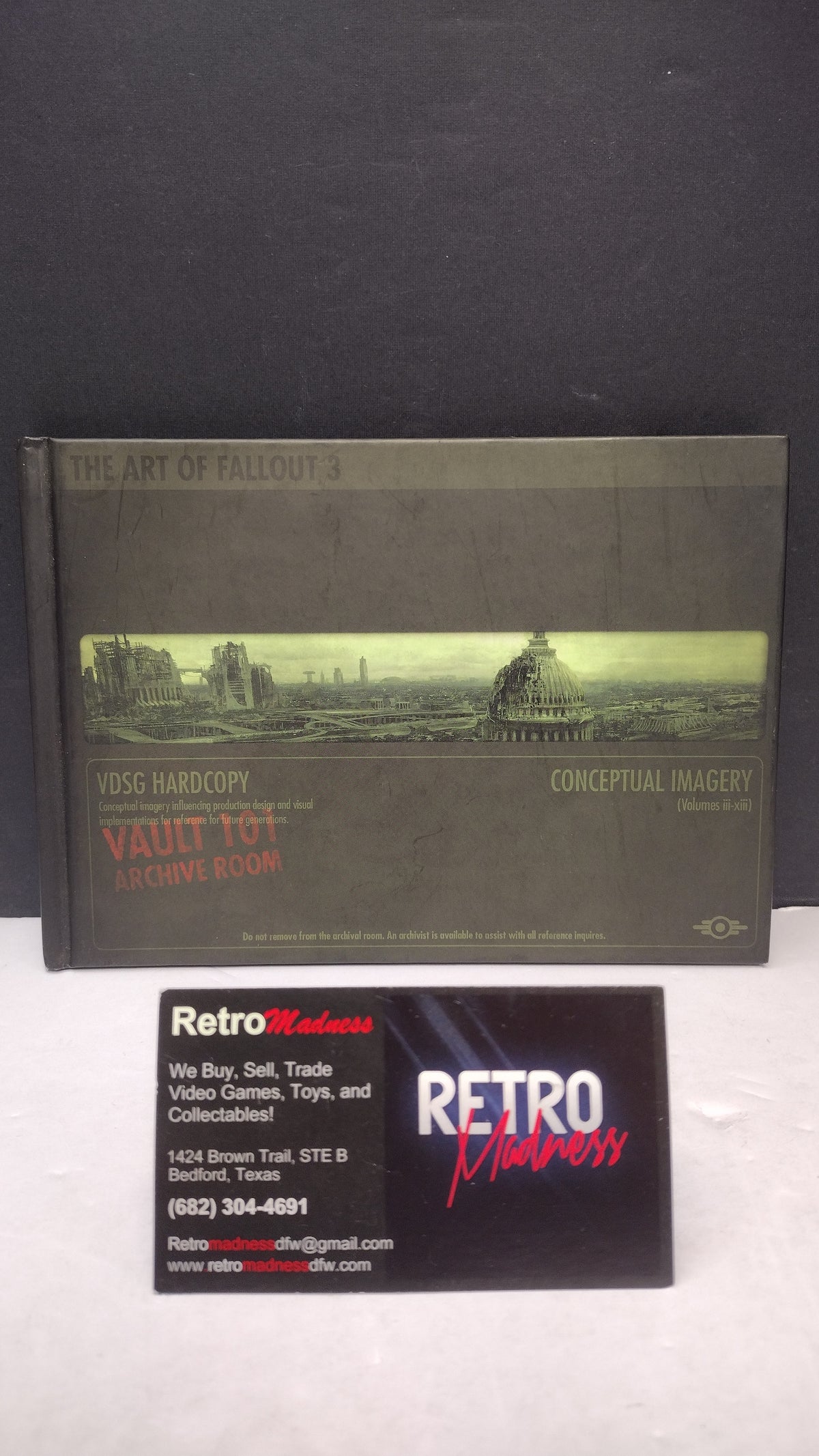 The Art of Fallout 3 VDSG Hardcover Art Book Vault 101 Archive Room
