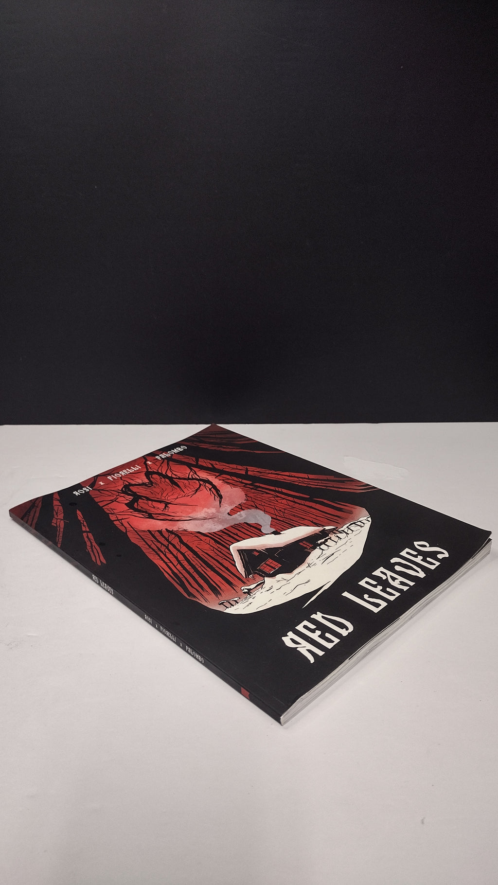 (MATURE) Red Leaves by Massimo Rosi & Ivan Shavrin – Paperback