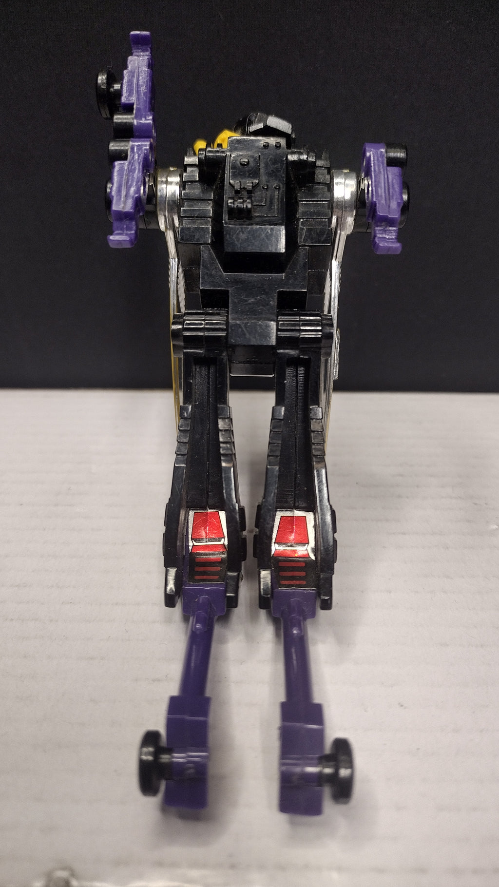 Vintage 1985 G1 Transformers: Insecticons Kickback Action Figure – Loose (Includes Broken Detached Front Claw)