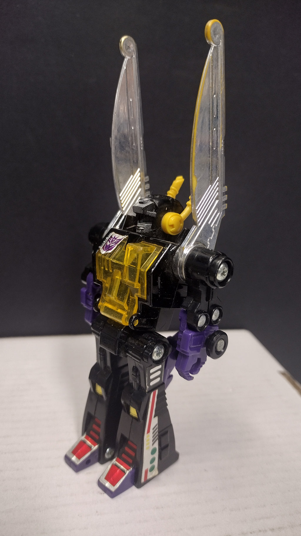Vintage 1985 G1 Transformers: Insecticons Kickback Action Figure – Loose (Includes Broken Detached Front Claw)