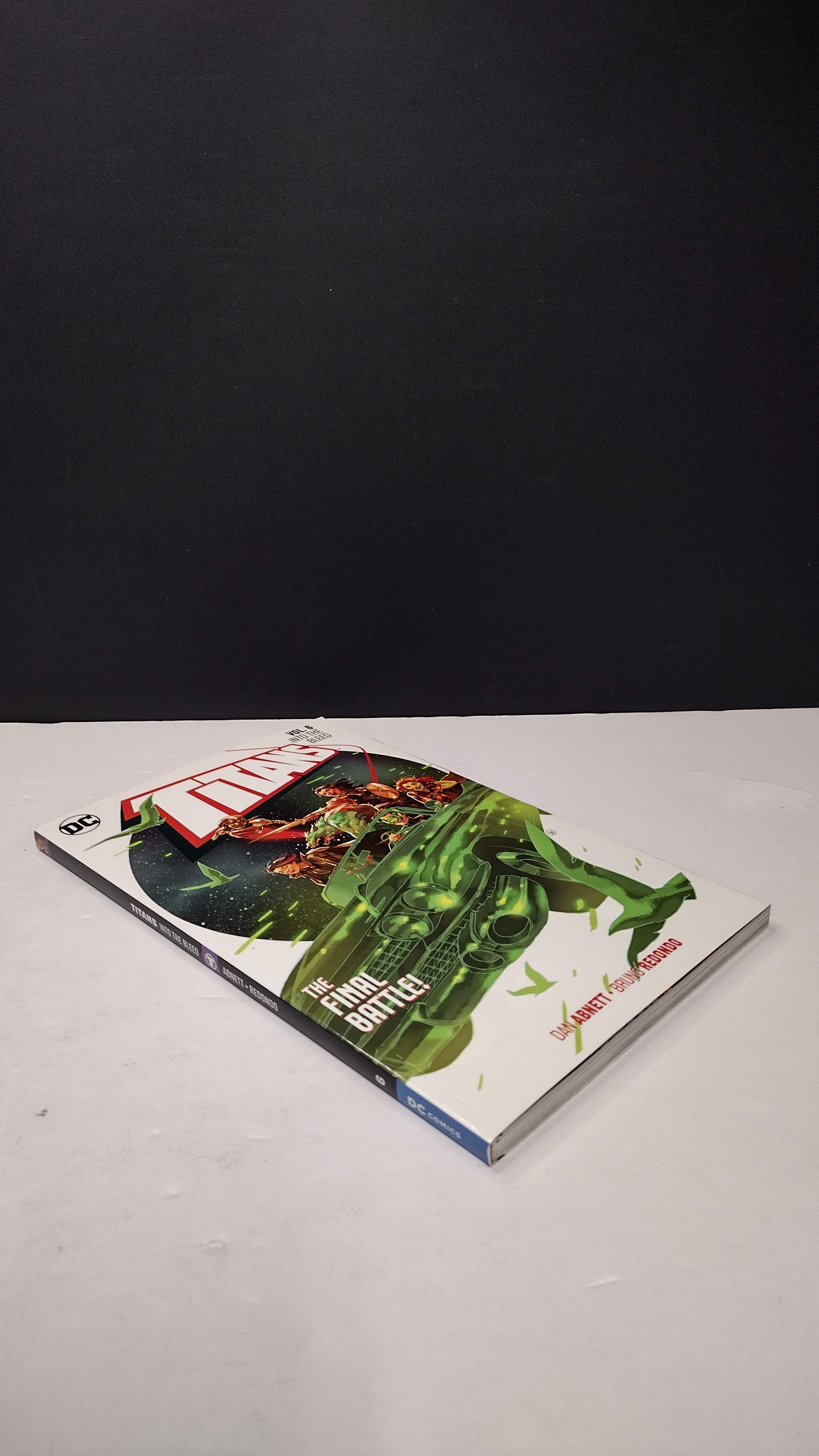 Titans Vol. 6: Into the Bleed by Dan Abnett – New Paperback