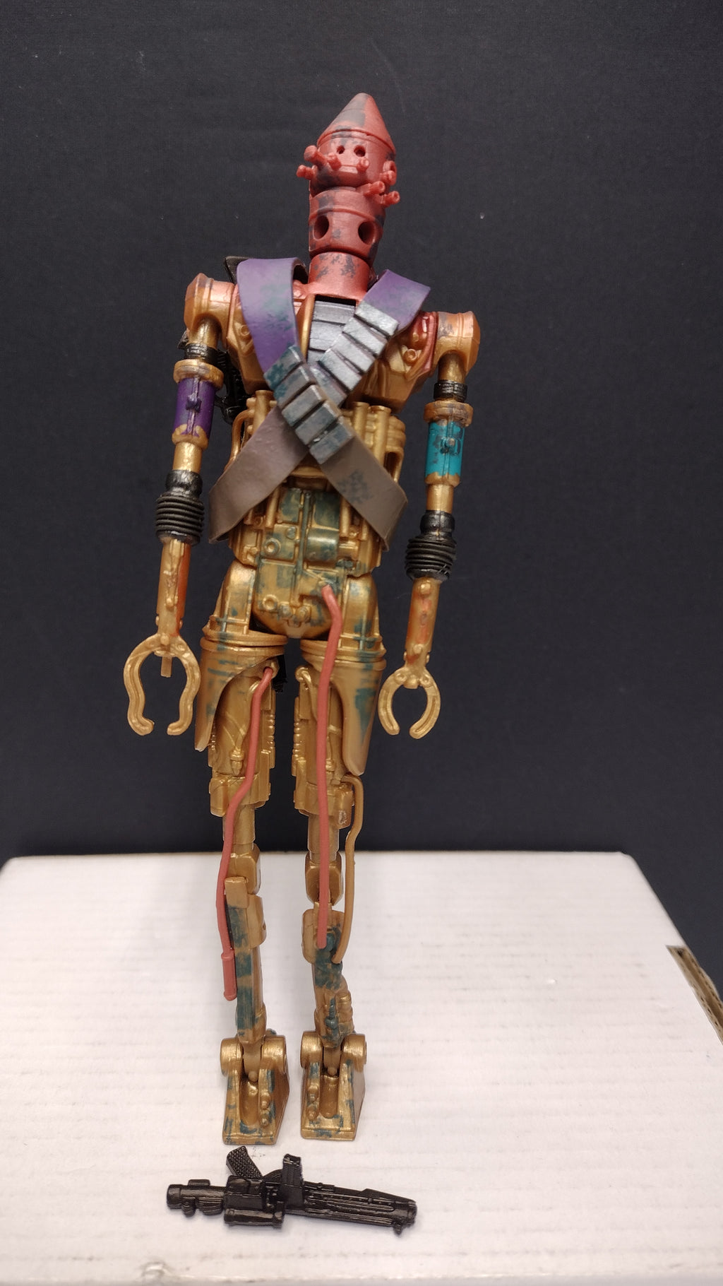 Star Wars The Black Series: IG-11 Action Figure – 6" Scale (The Mandalorian)