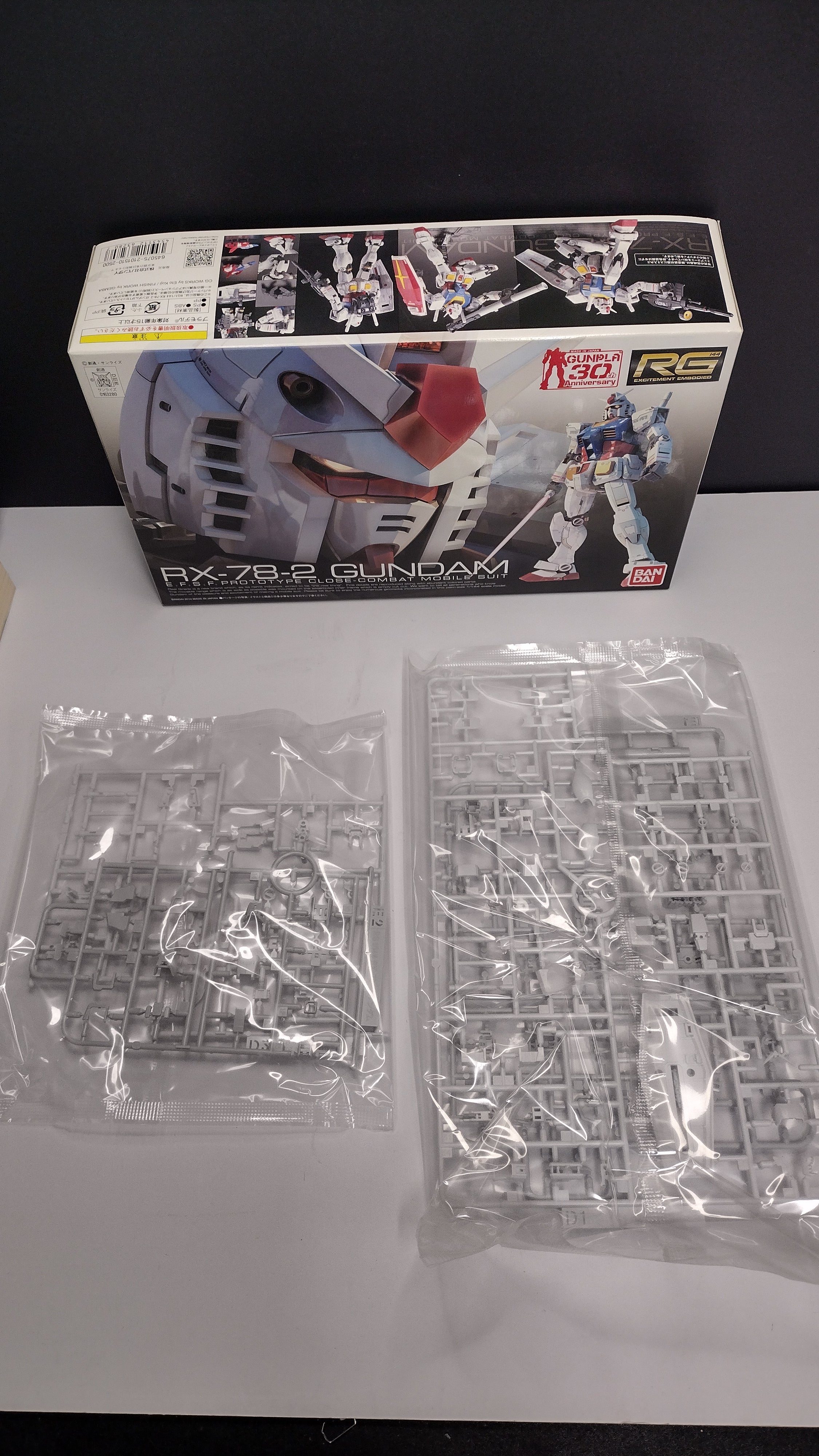 Bandai Spirits Gundam RG 1/144 RX-78-2 – Real Grade Model Kit (Open Box / Sealed Contents)