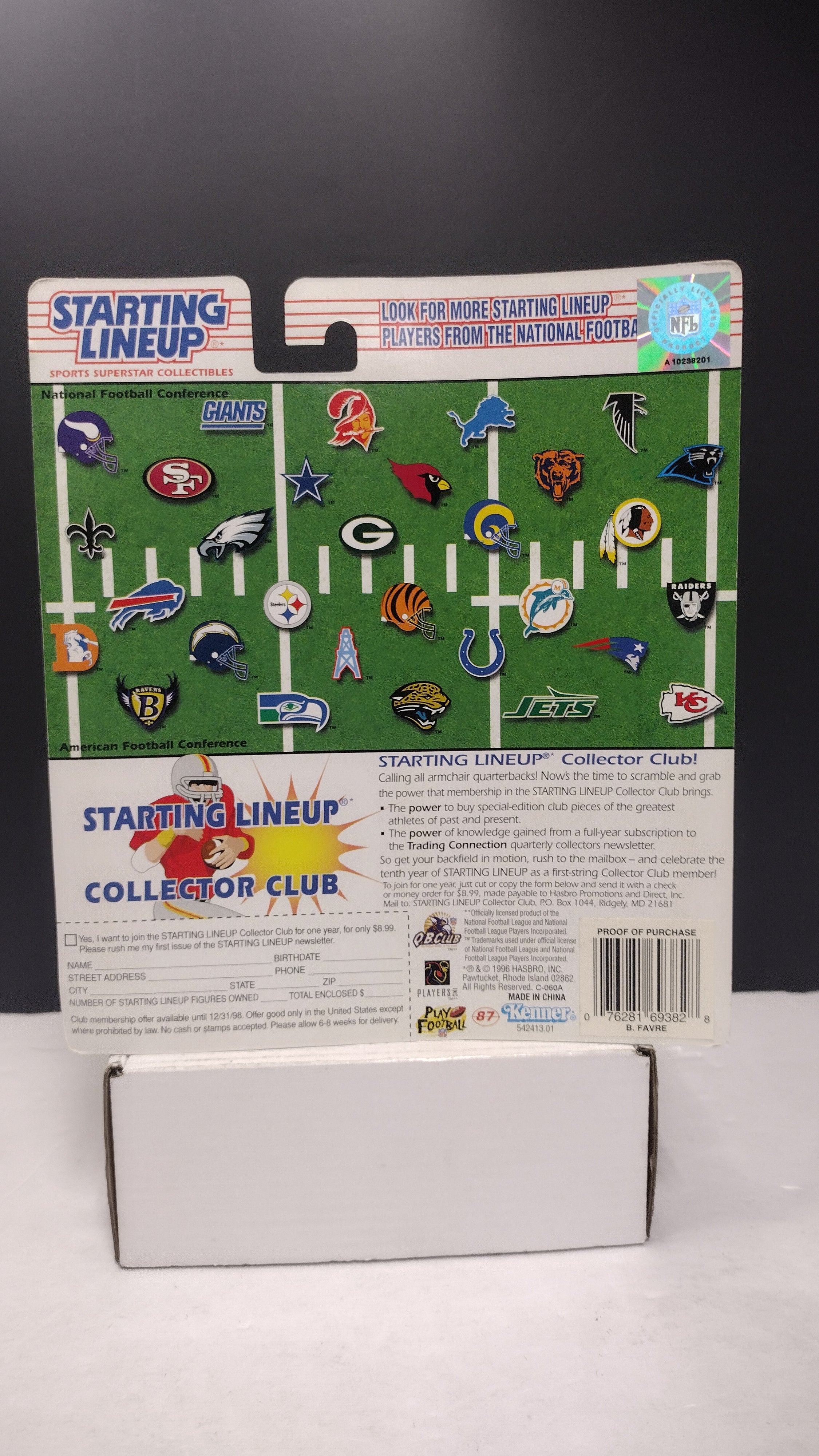 Vintage 1997 Starting Lineup NFL Football Figures Jerry Rice & Brett Favre 2-Pack (Kenner - Sealed on Card / Yellowed Bubble)