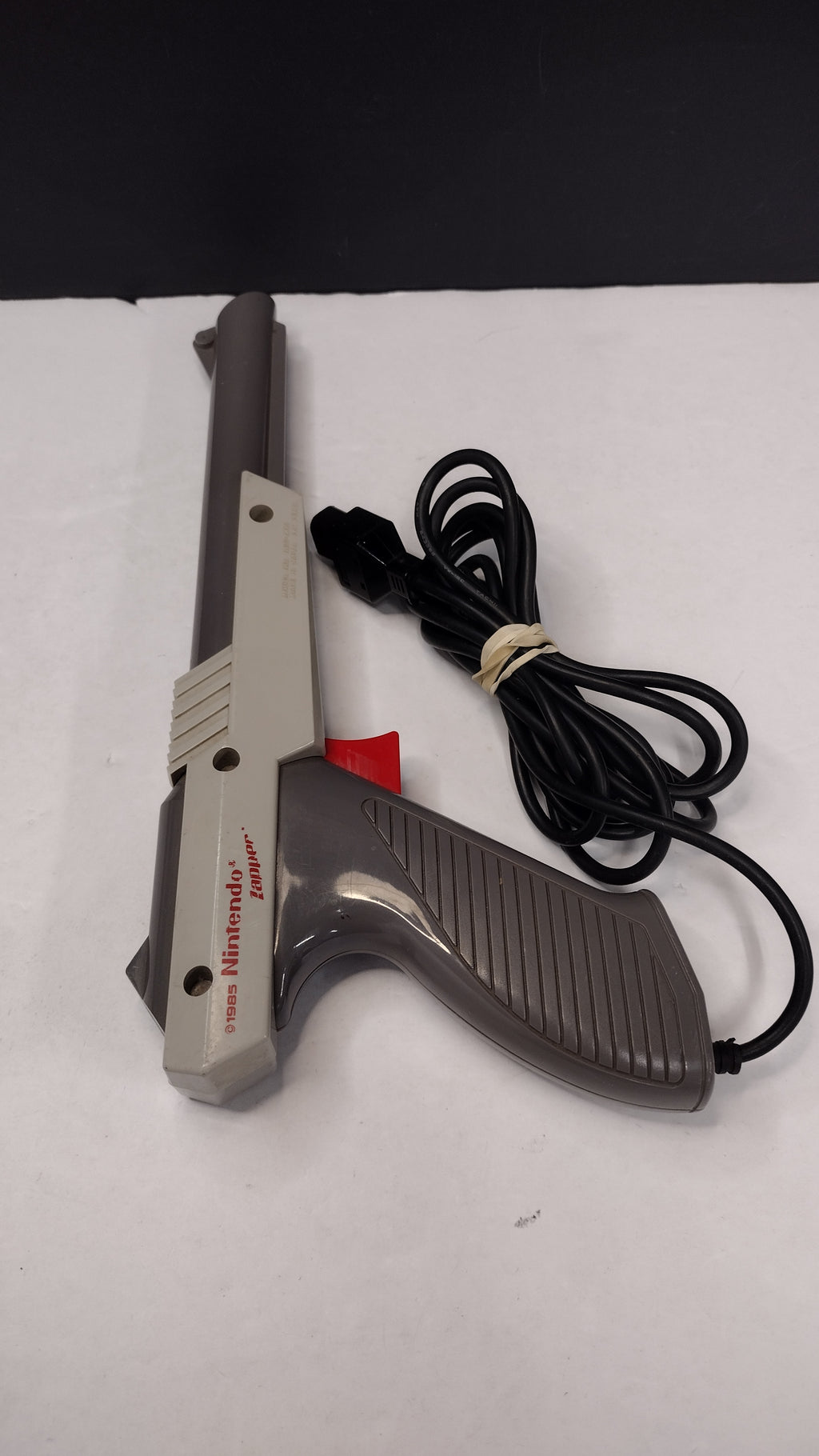Nintendo NES Zapper Light Gun Gray Controller OEM Original NES-005 - Tested