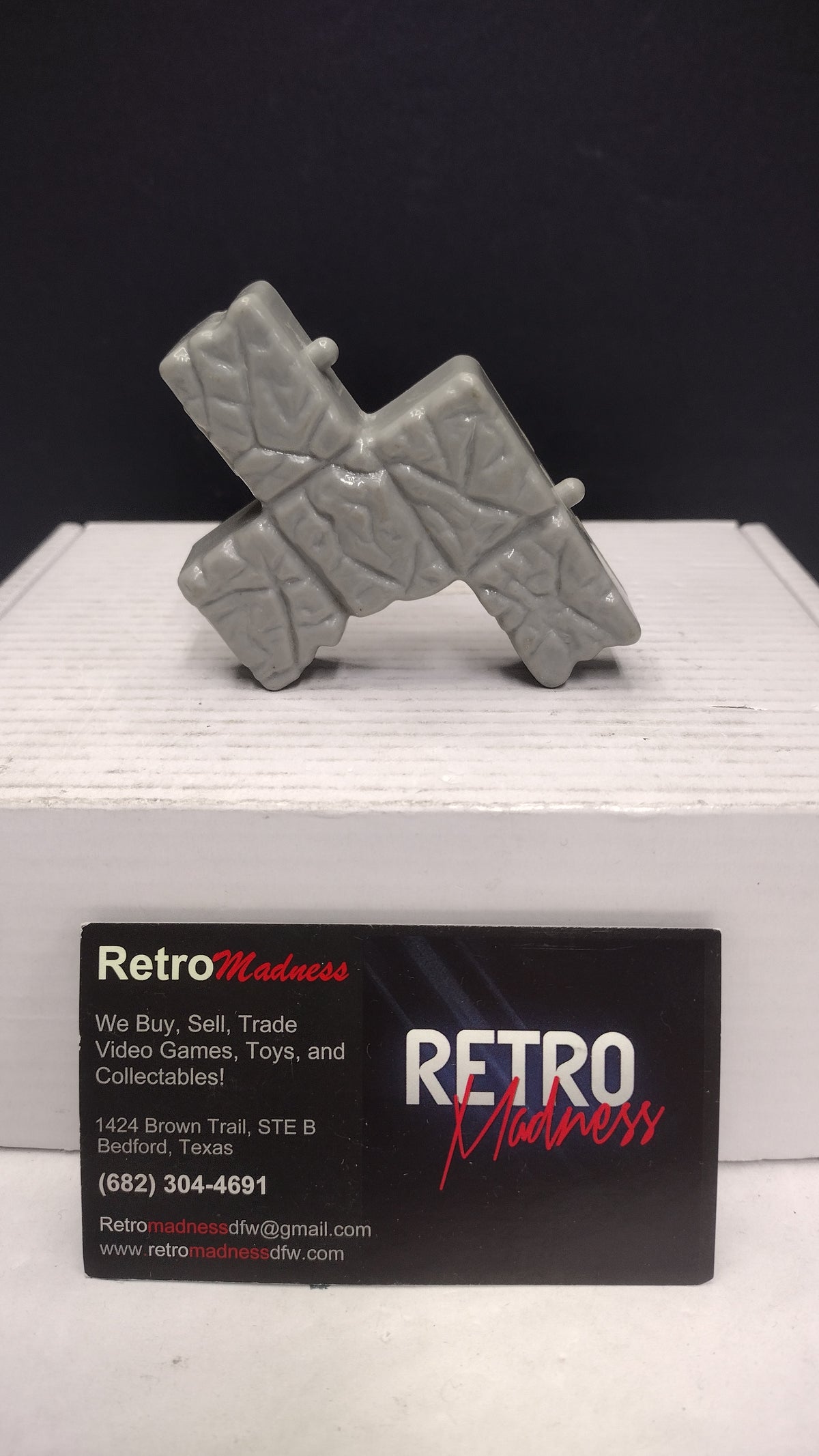 Vintage 1996 Toy Biz- Incredible Rampaging Hulk- Collapsing Brick Wall- Wall Part Only.