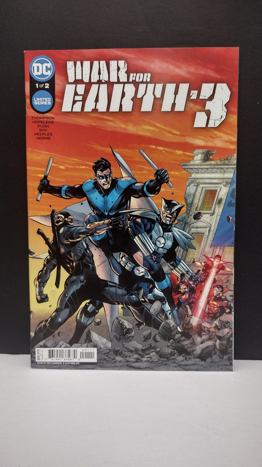 DC Comics Modern Era Lot – 4 Book Set - Lot B3 (Brand New / Unread)