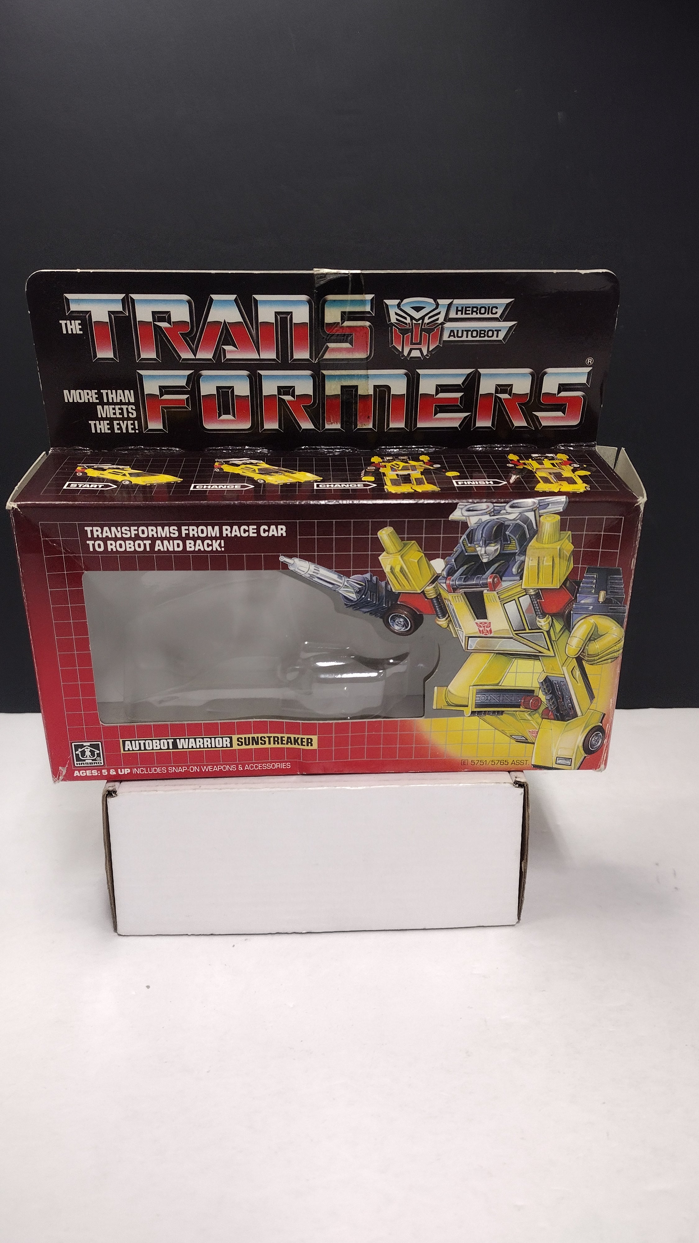 1984 Vintage Original G1 Transformers Sunstreaker Box with Reissue Inner Bubble (Hasbro - Packaging Only / Box Heavy Wear)