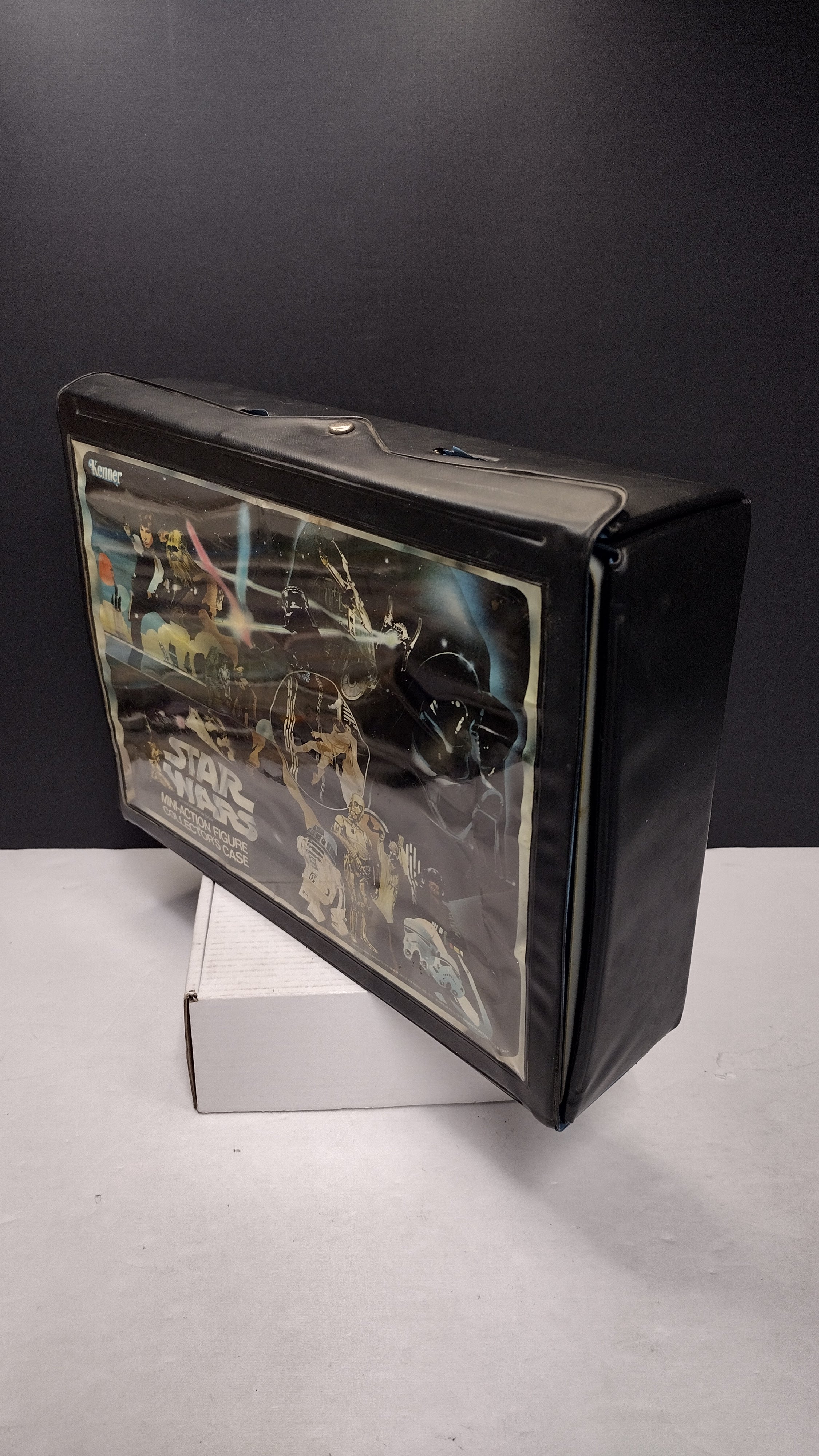Vintage 1977 Kenner Star Wars Mini-Action Figure Collector's Case (Loose / Vinyl Case with Both Trays)