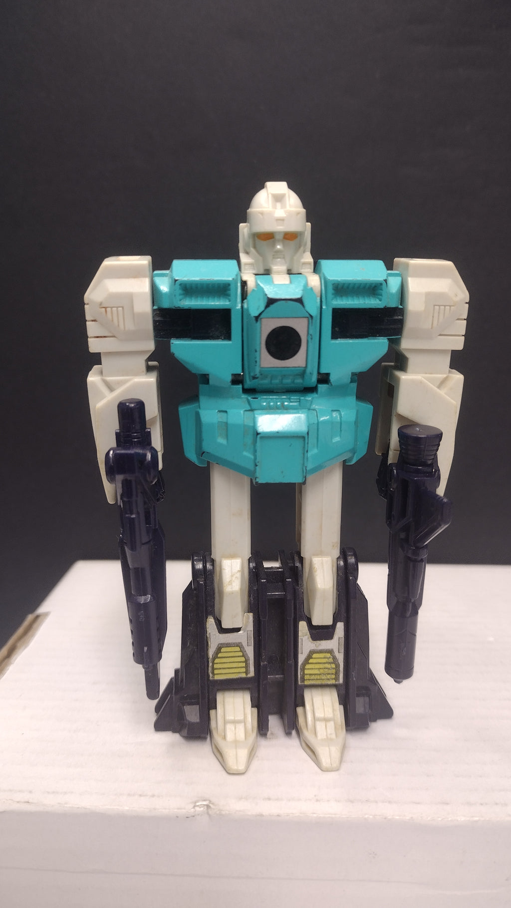 Vintage 1987 G1 Transformers: Decepticon Wingspan Action Figure – Loose Figure with Both Weapons (Missing Wings & Decals)