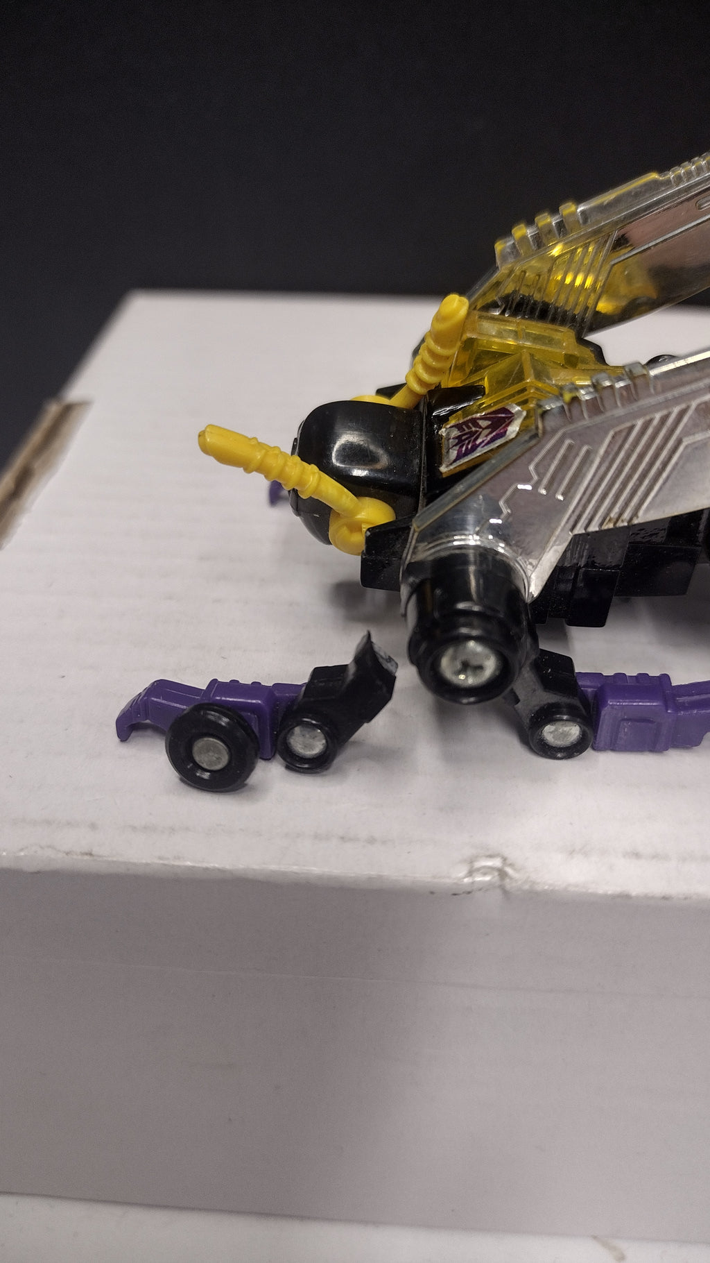 Vintage 1985 G1 Transformers: Insecticons Kickback Action Figure – Loose (Includes Broken Detached Front Claw)