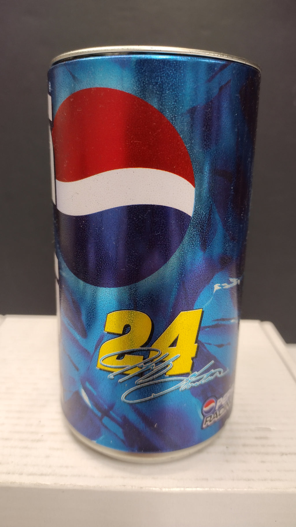 Action Racing 2002 Jeff Gordon #24 Pepsi Chevrolet Monte Carlo 1:64 Diecast in Collector's Can