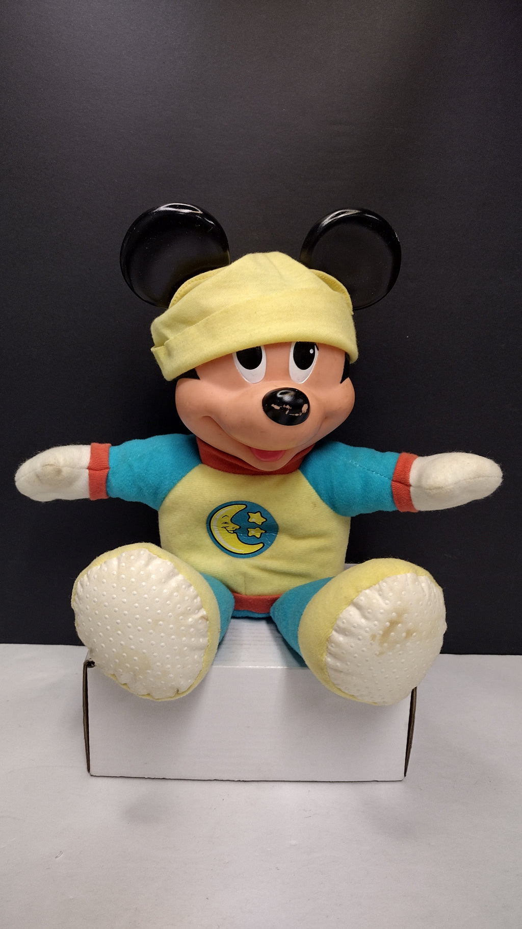 Vintage Mattel Disney Mickey Mouse Hug & Glow Light Up Plush Boxed