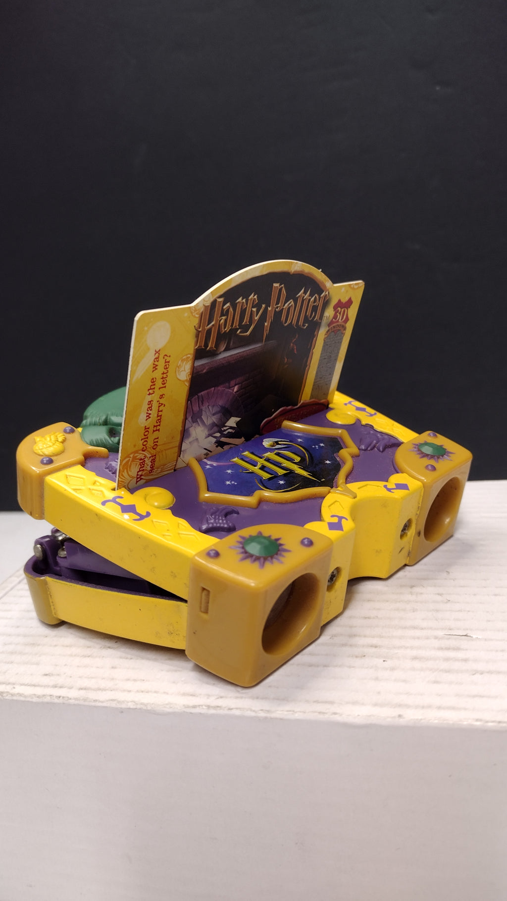 Harry Potter View-Master 3D Viewer with 6 Film Reels & 1 Lenticular Card