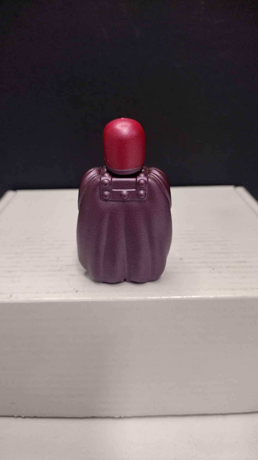 Authentic Marvel Super Heroes x Medicom Toy: Kubrick Series 3 – Magneto 100% Micro Figure • Ultimate / Modern Variant (2004)