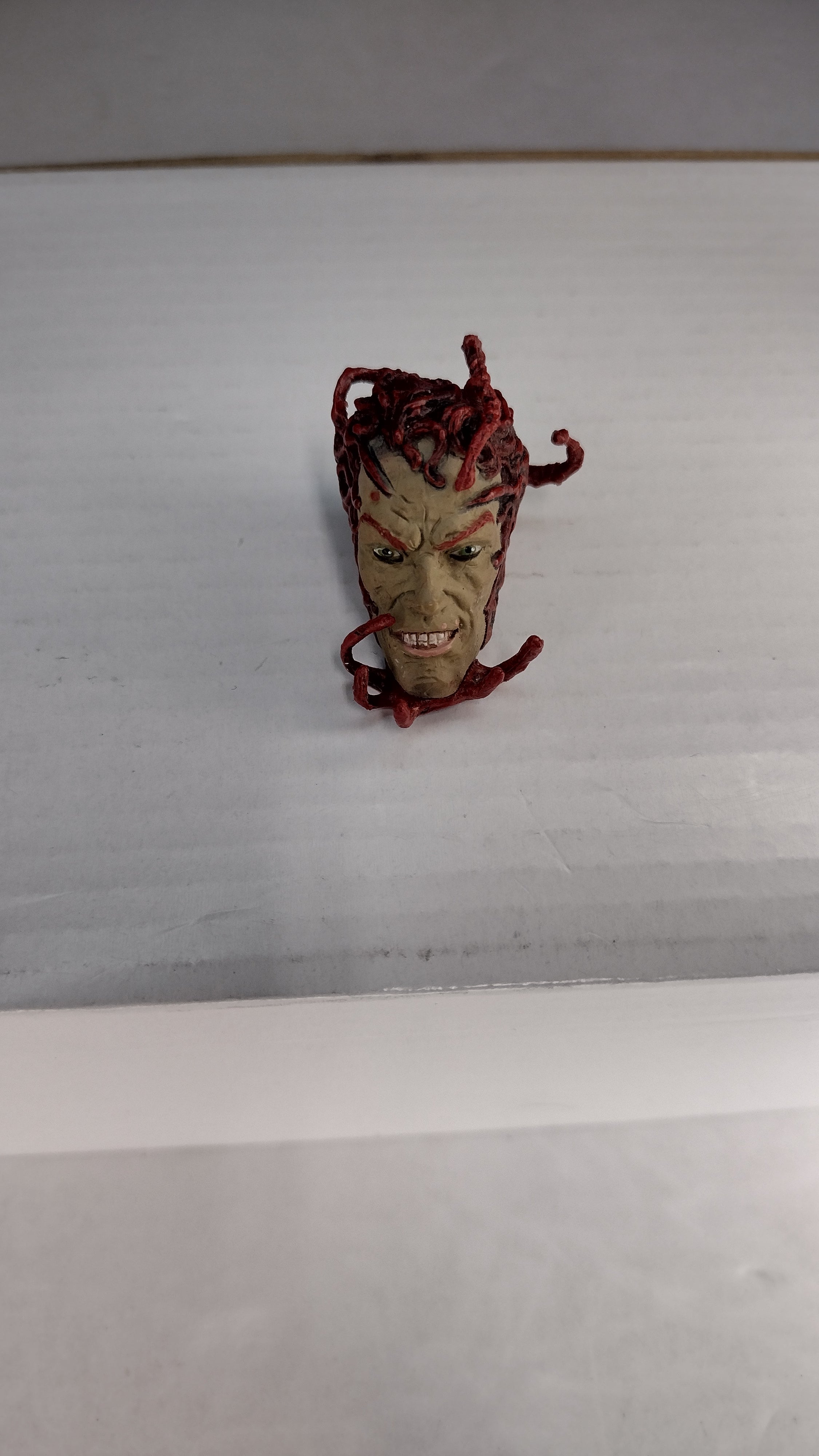 2012 Marvel Diamond Select: Venom – Symbiote Back Attachment & Alternate Heads/Arms ONLY