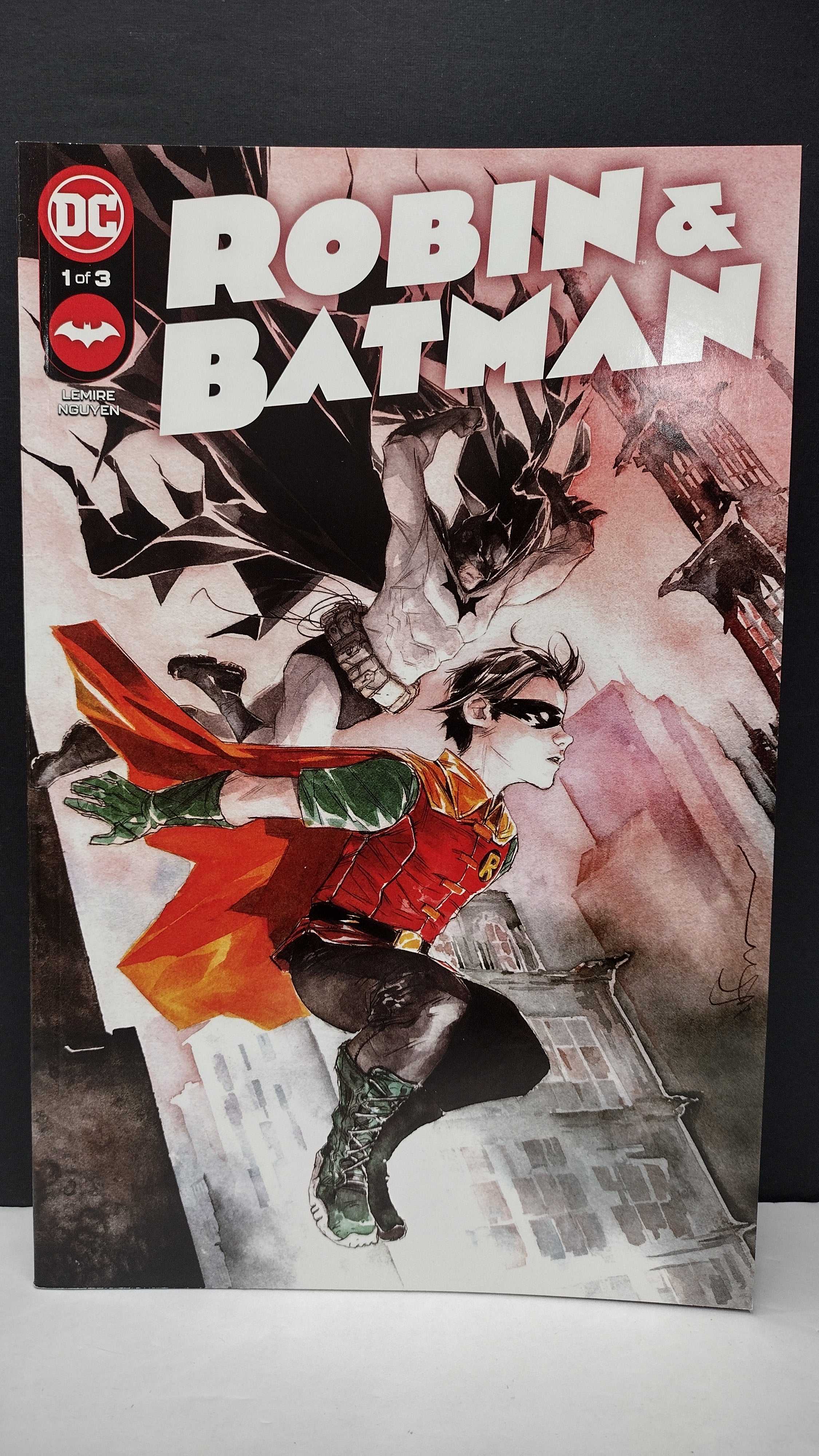 DC Comics Modern Era Lot – 5 Book Set - Lot M (Brand New / Unread)