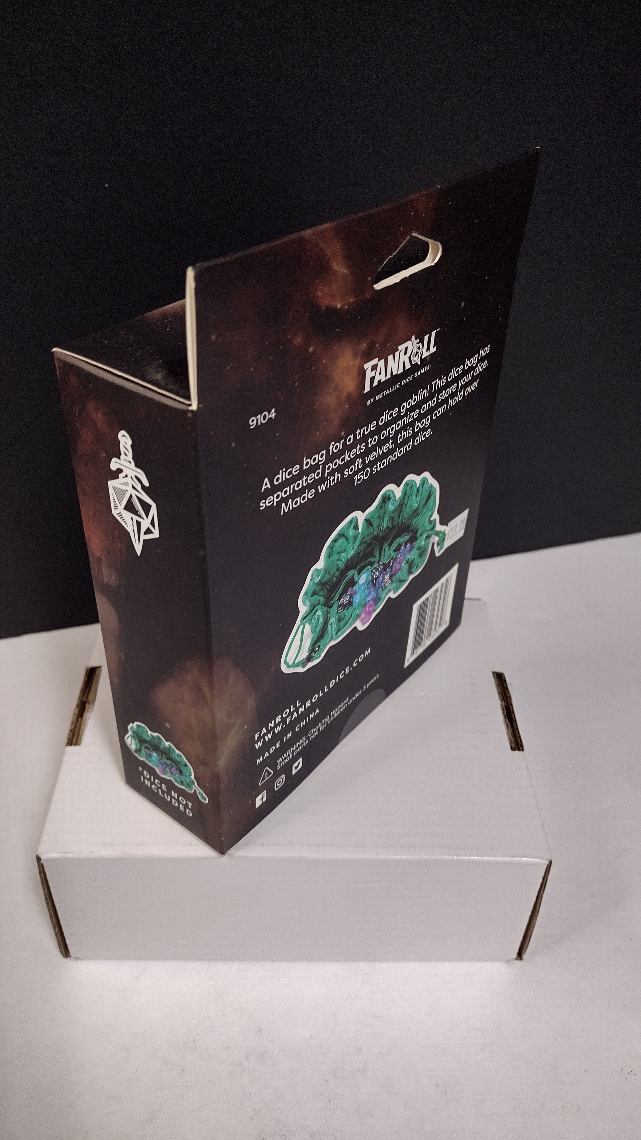Fanroll: Dragonstorm Green Velvet RPG Dice Bag with Pockets