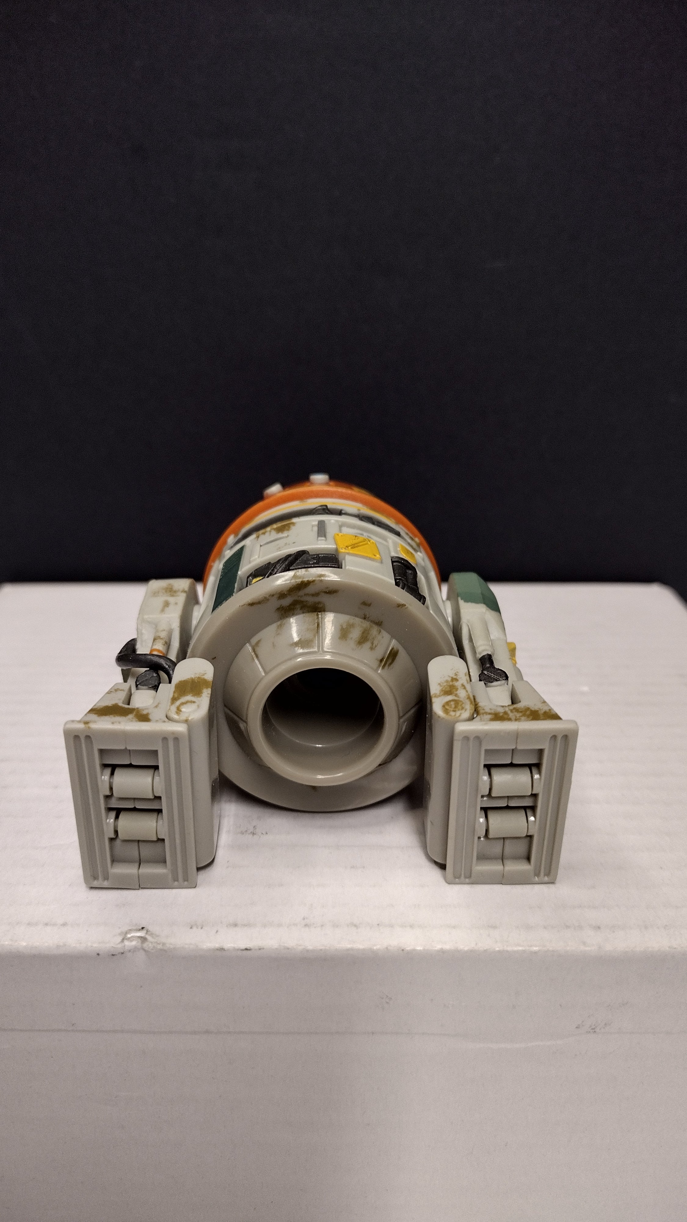 Star Wars The Black Series: Chopper (C1-10P) – 6" Scale (Star Wars Rebels)- Loose/ Incomplete