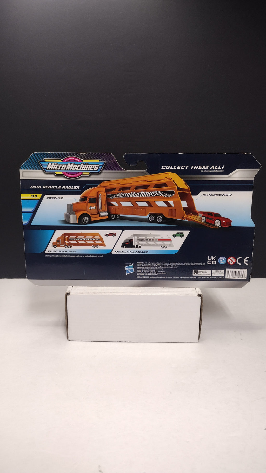 Micro Machines Orange Mini Vehicle Hauler Playset with Exclusive Vehicle (Jazwares / Hasbro 2020 - Sealed on Card / Great Condition)