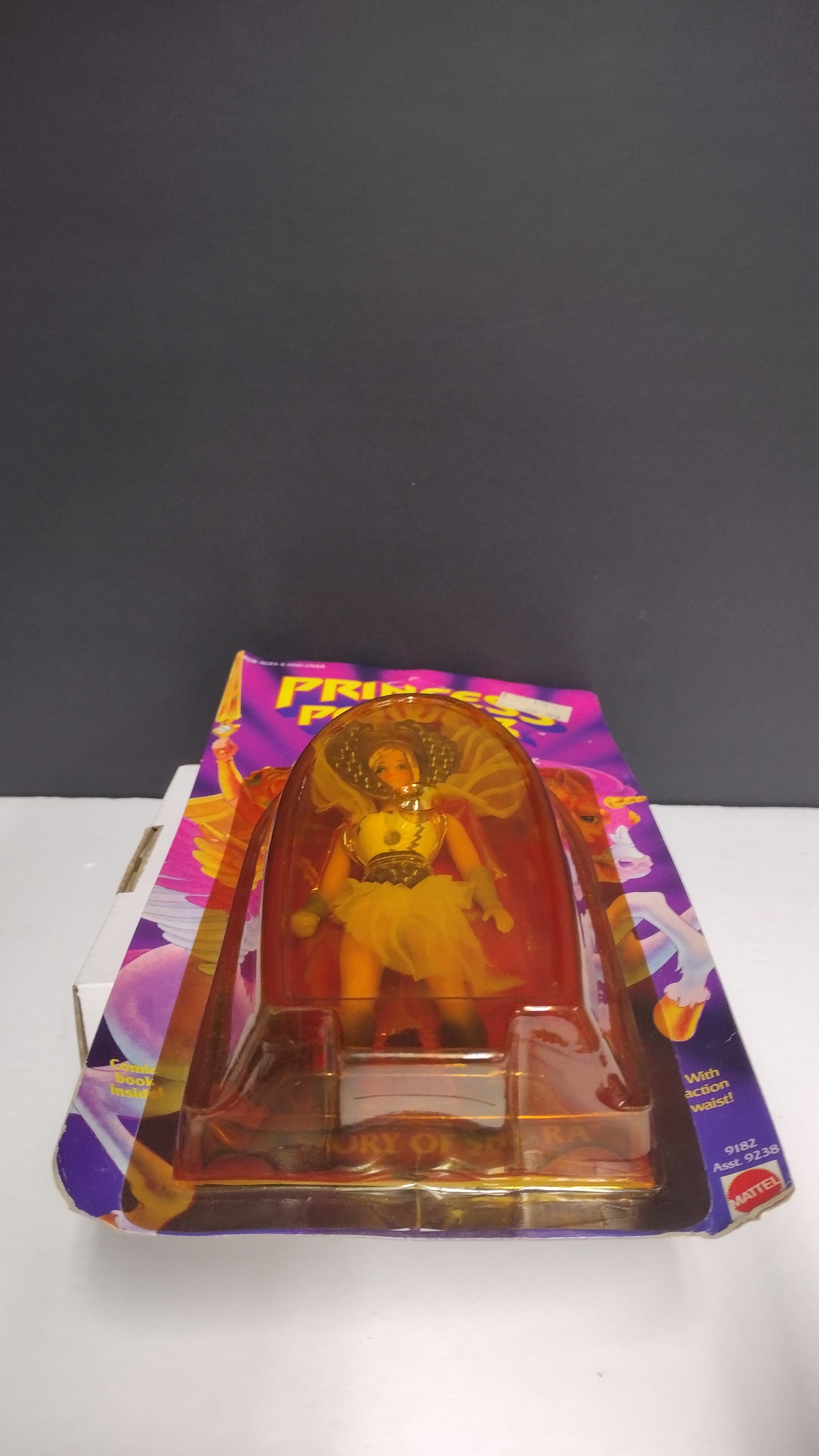 Vintage 1984 She-Ra: Princess of Power – She-Ra Action Figure (NOC)