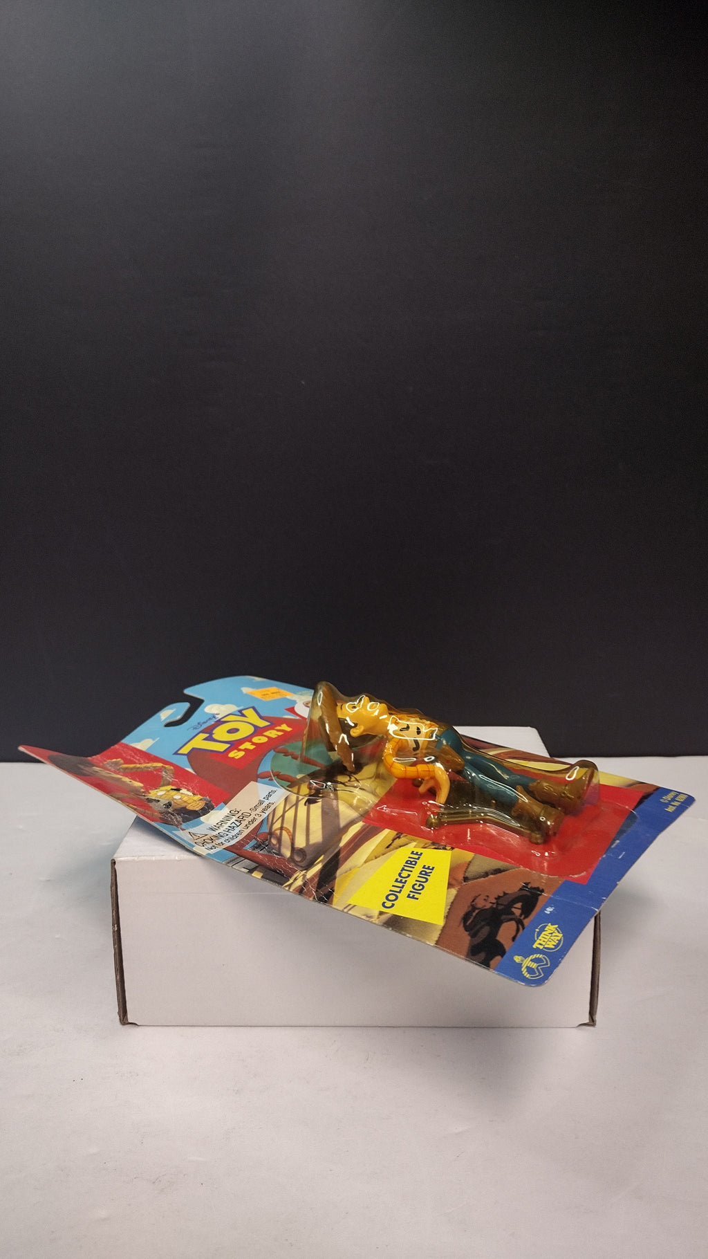 1995 Disney Pixar Toy Story Woody Bendable Figure – 4.25" Thinkway (On Card)