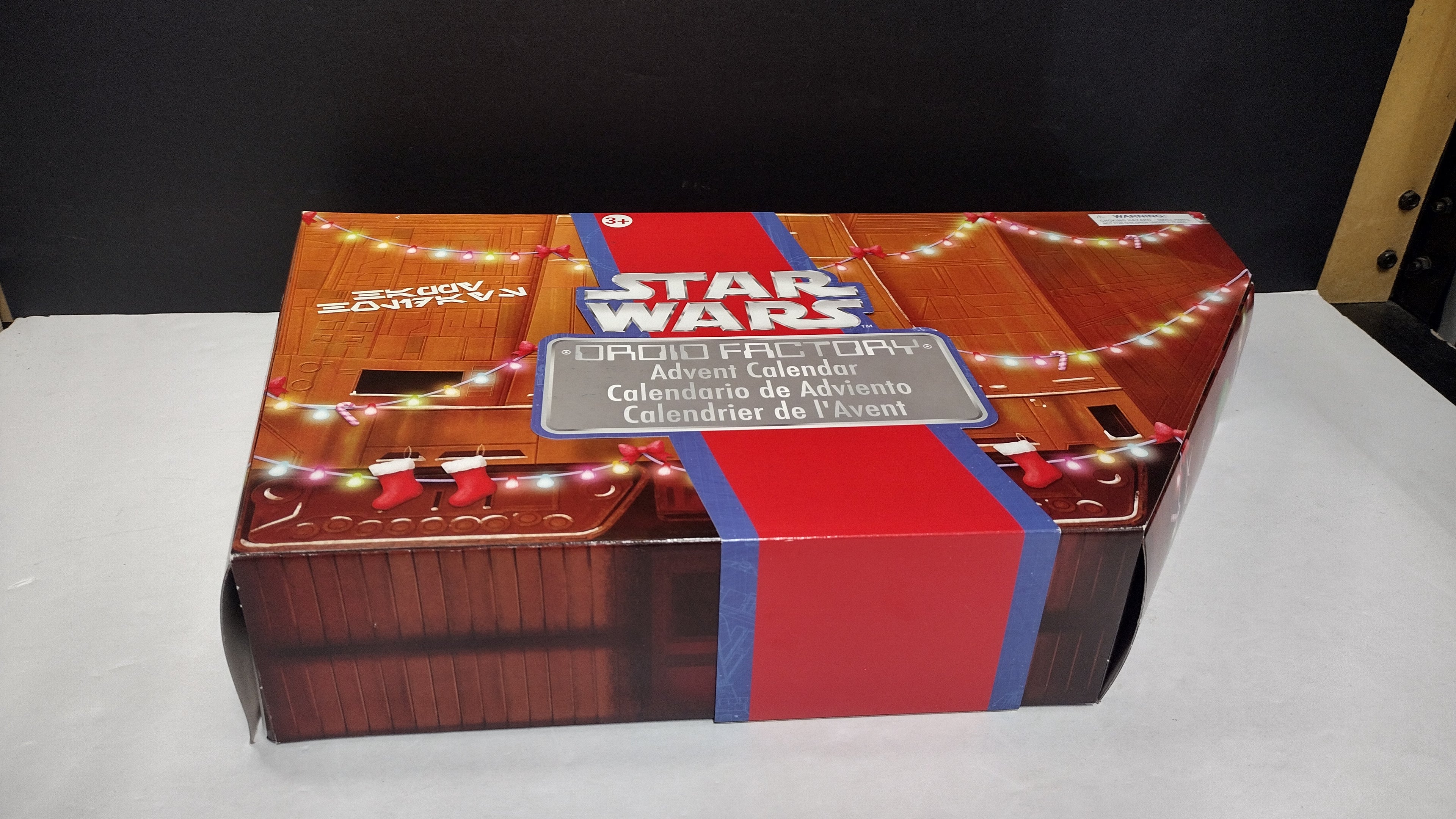 2022 Disney Parks Star Wars Droid Factory Holiday Advent Calendar NIB (Box Damage)