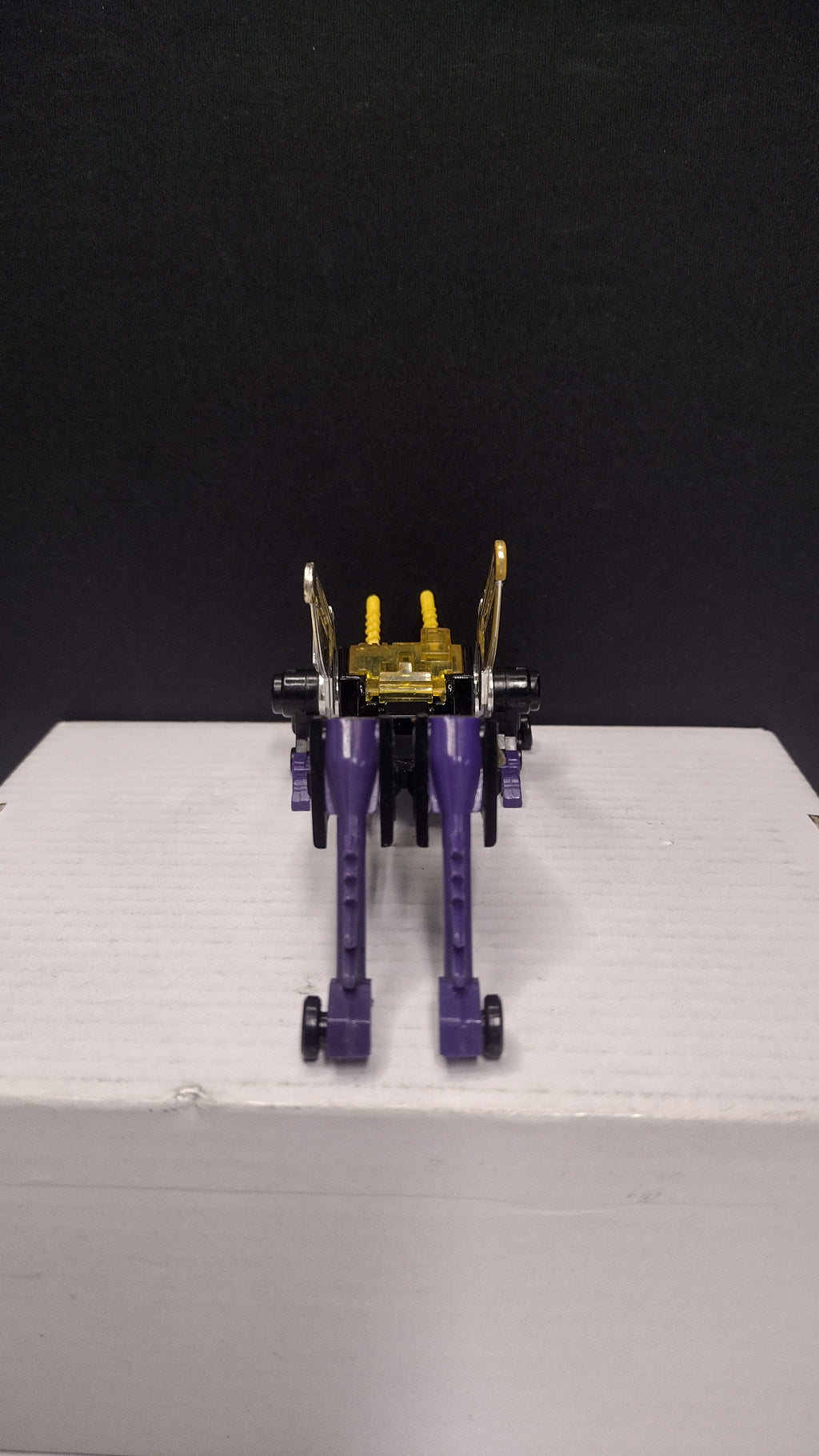 Vintage 1985 G1 Transformers: Insecticons Kickback Action Figure – Loose (Includes Broken Detached Front Claw)