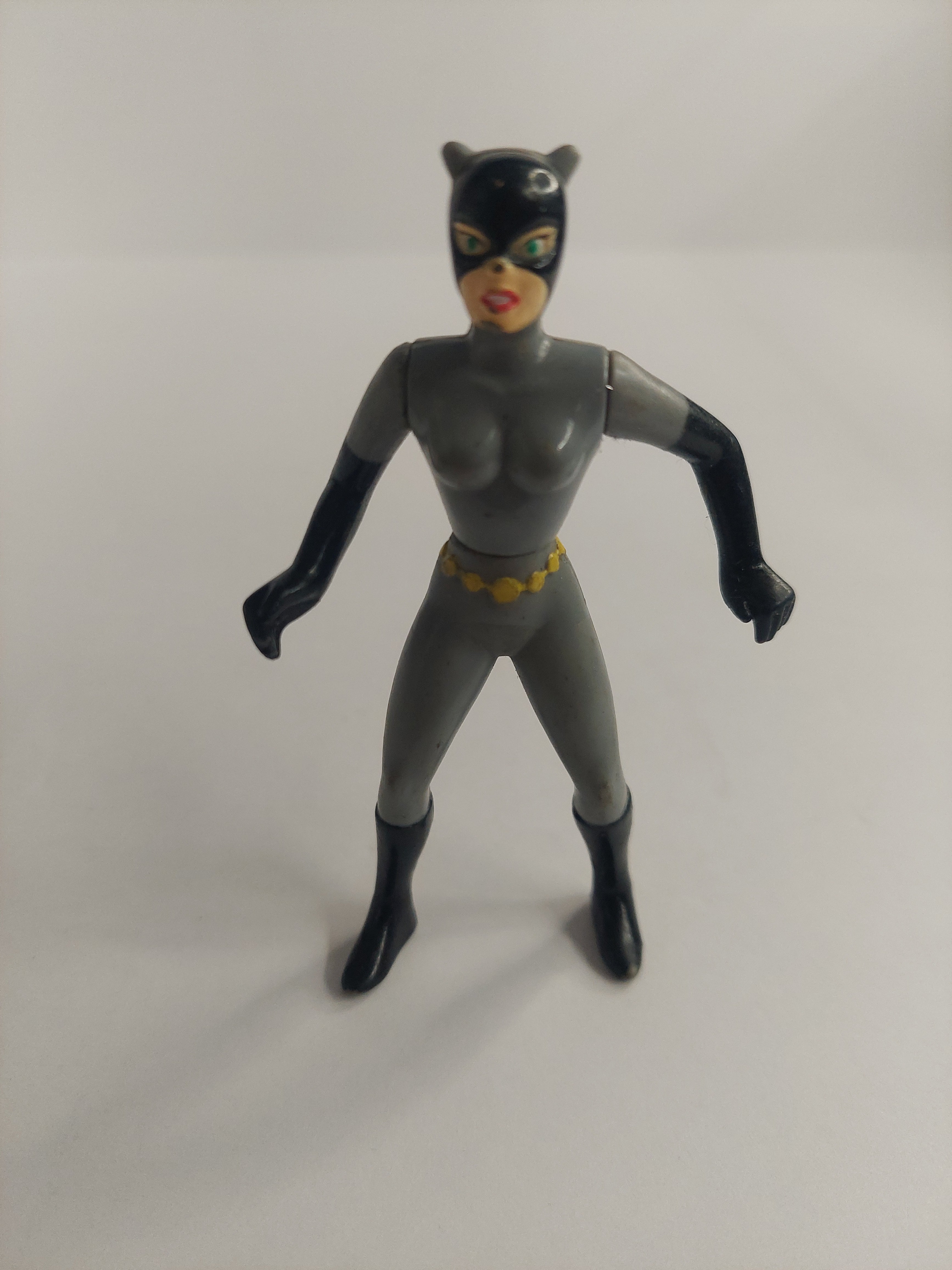 Vintage DC Batman The Animated Series Catwoman 3.5" Figure