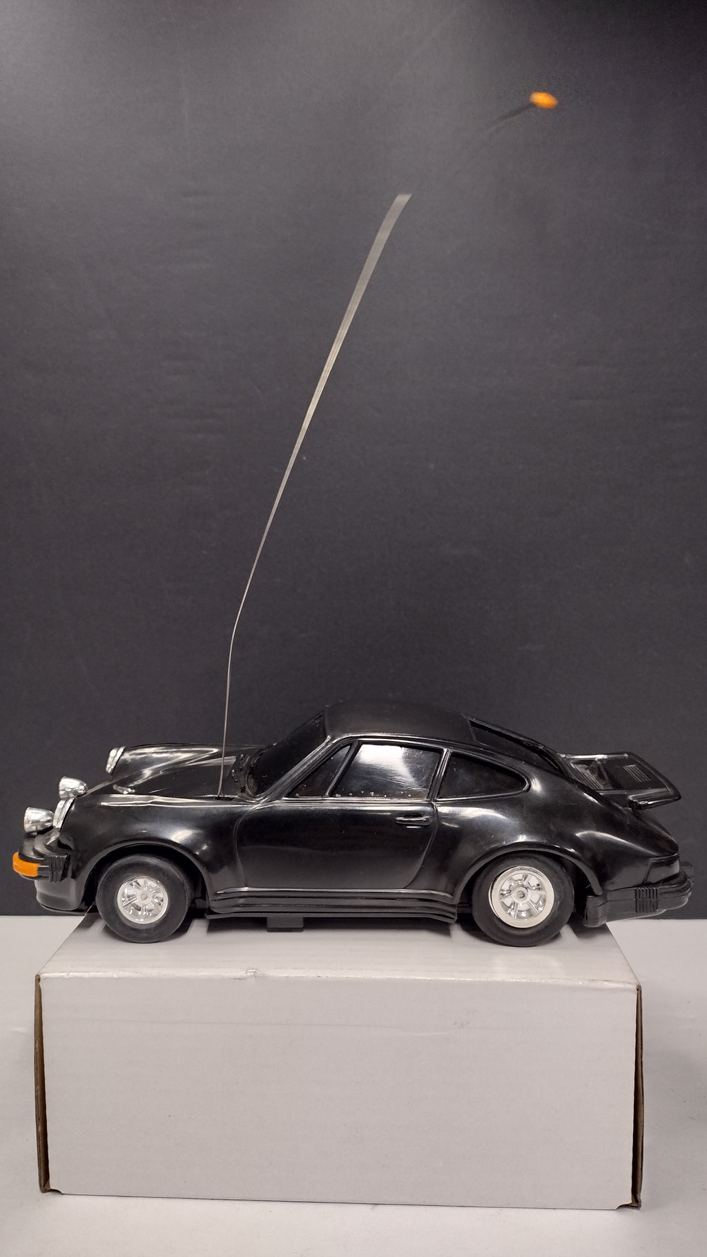 Vintage Sentra Corp. RC Porsche – 1:12 Scale (No Remote)