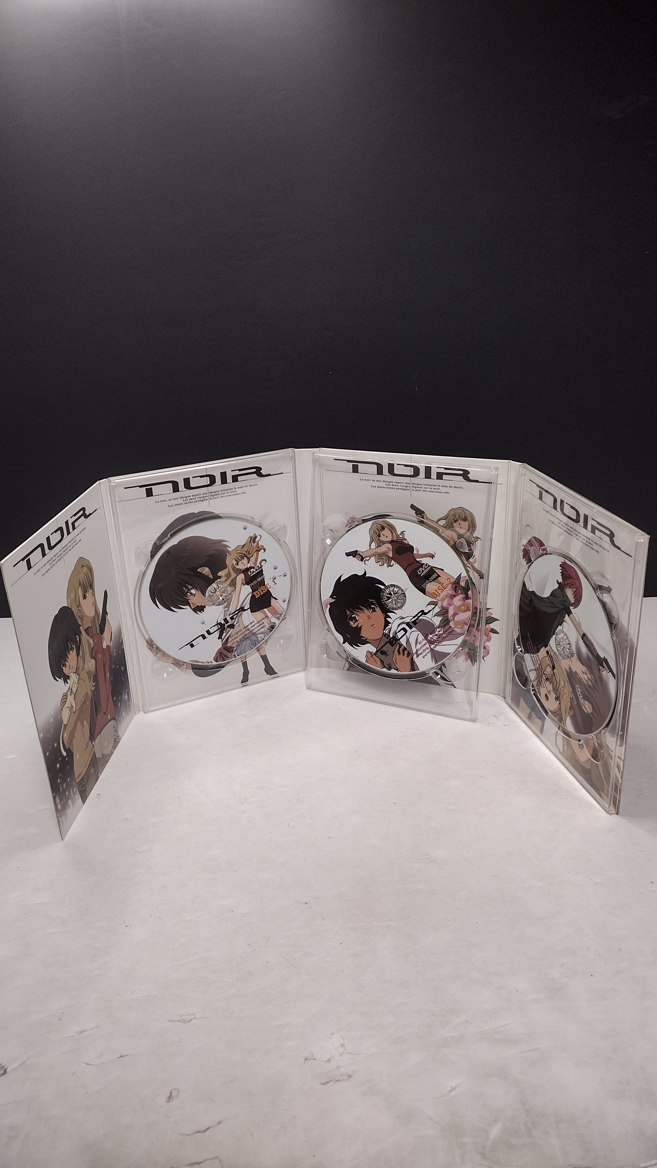 Noir: The Complete Collection Anime Box Set (3-Disc Set - 26 Complete Episodes, Pre-Owned)