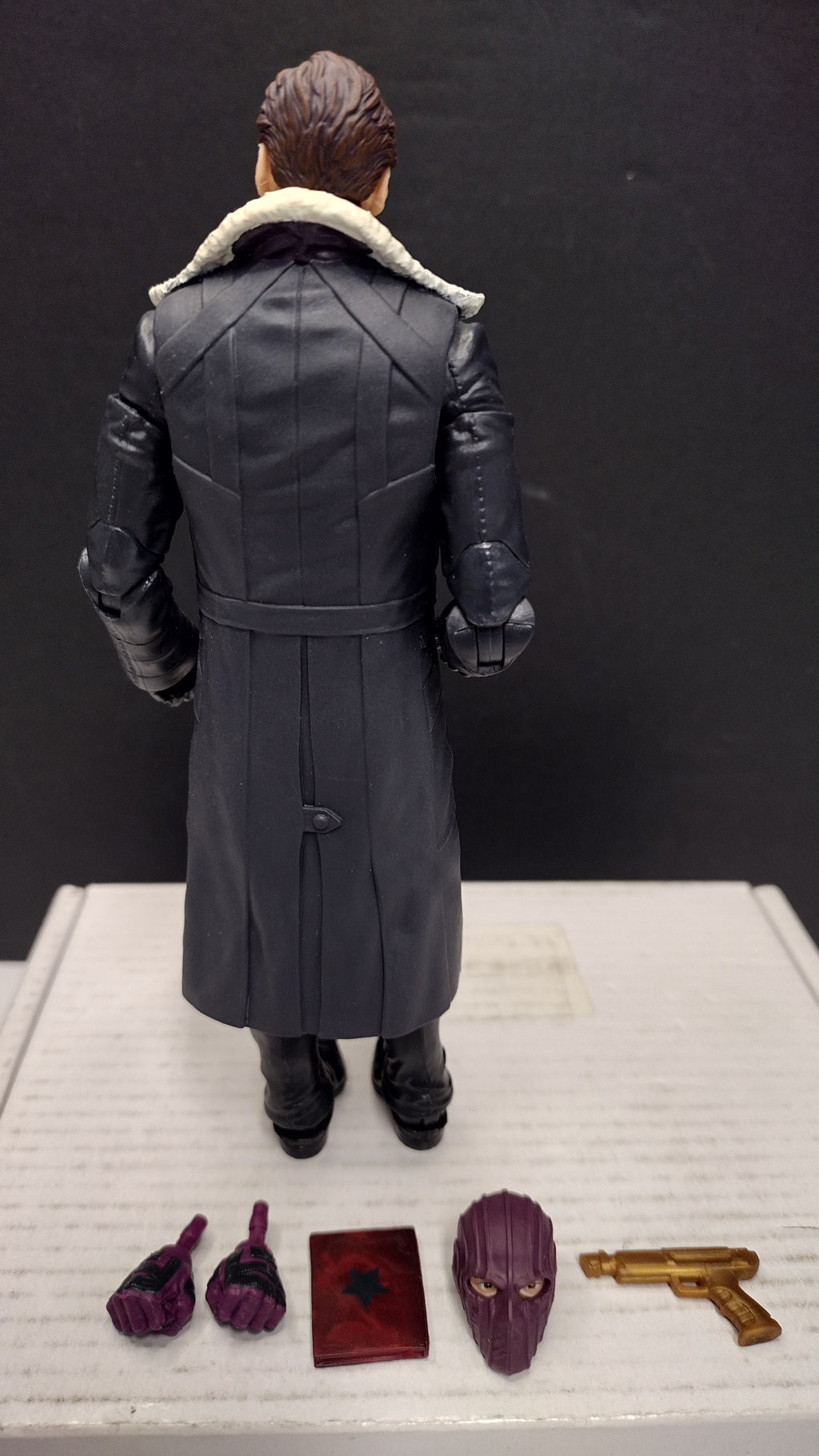 Marvel Legends Series MCU Baron Zemo 6-Inch Action Figure (Hasbro - Loose w/ Alternate Head, Hands, Tablet & Gold Gun)