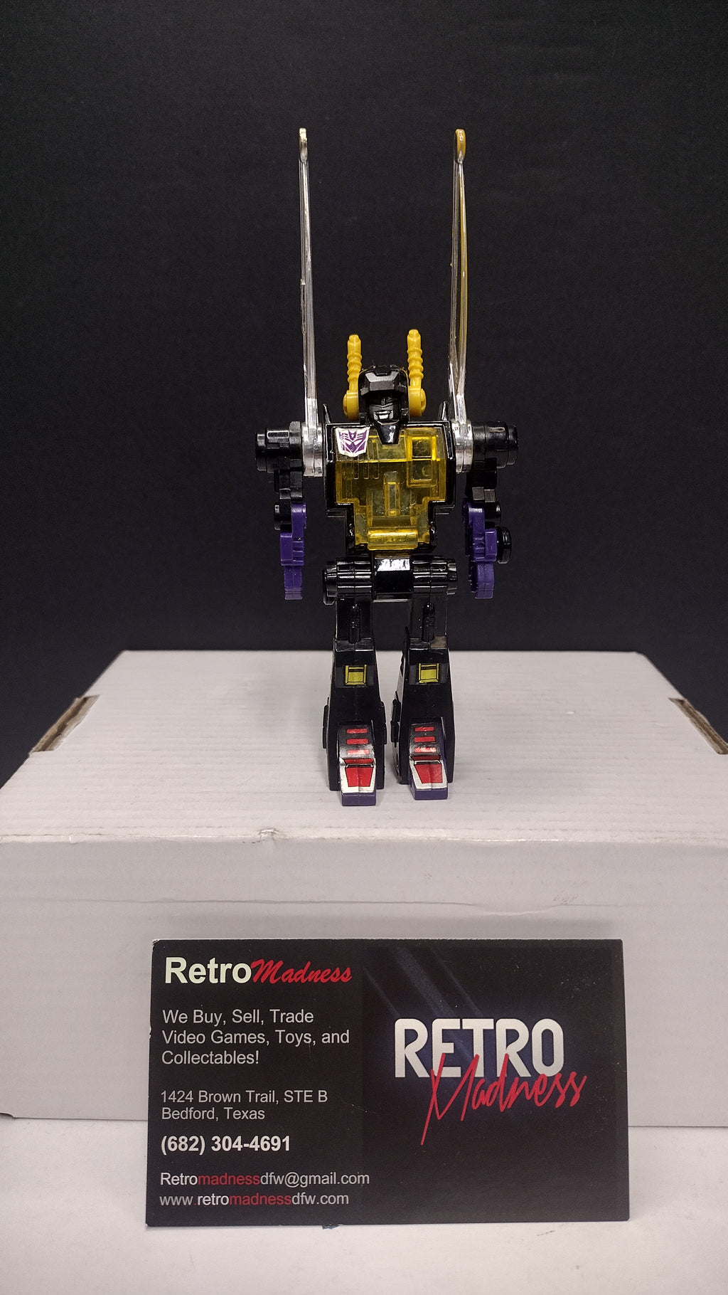 Vintage 1985 G1 Transformers: Insecticons Kickback Action Figure – Loose (Includes Broken Detached Front Claw)