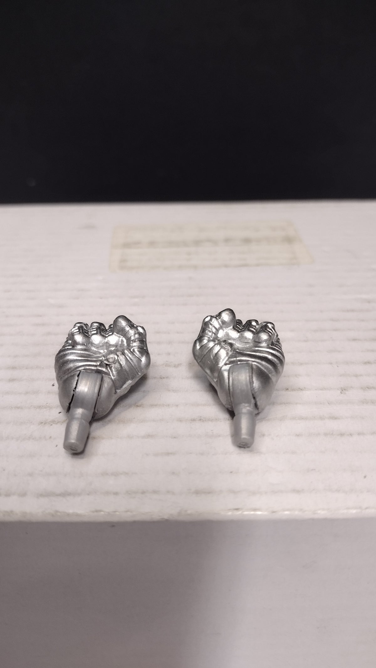 Marvel Legends BAF Age Of Apocalypse Colossus Pair Of Hands Loose Parts