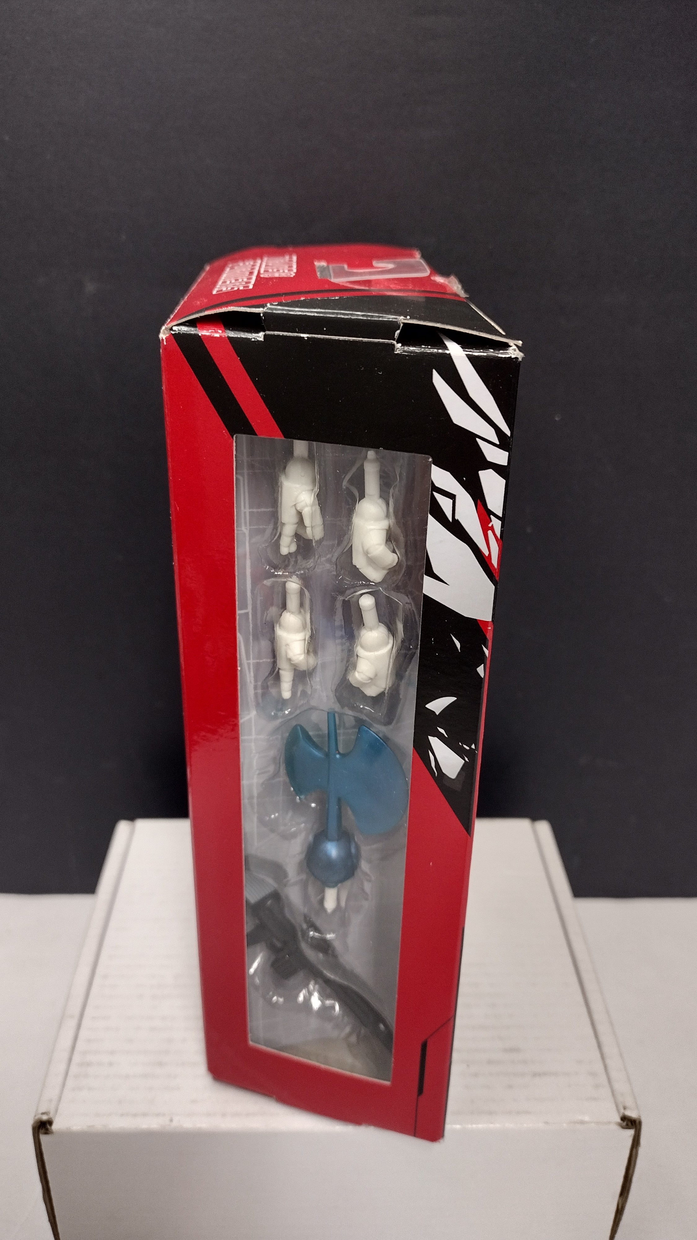 2021 Transformers R.E.D. Series Ultra Magnus 6" Figure (Open Box / Complete)