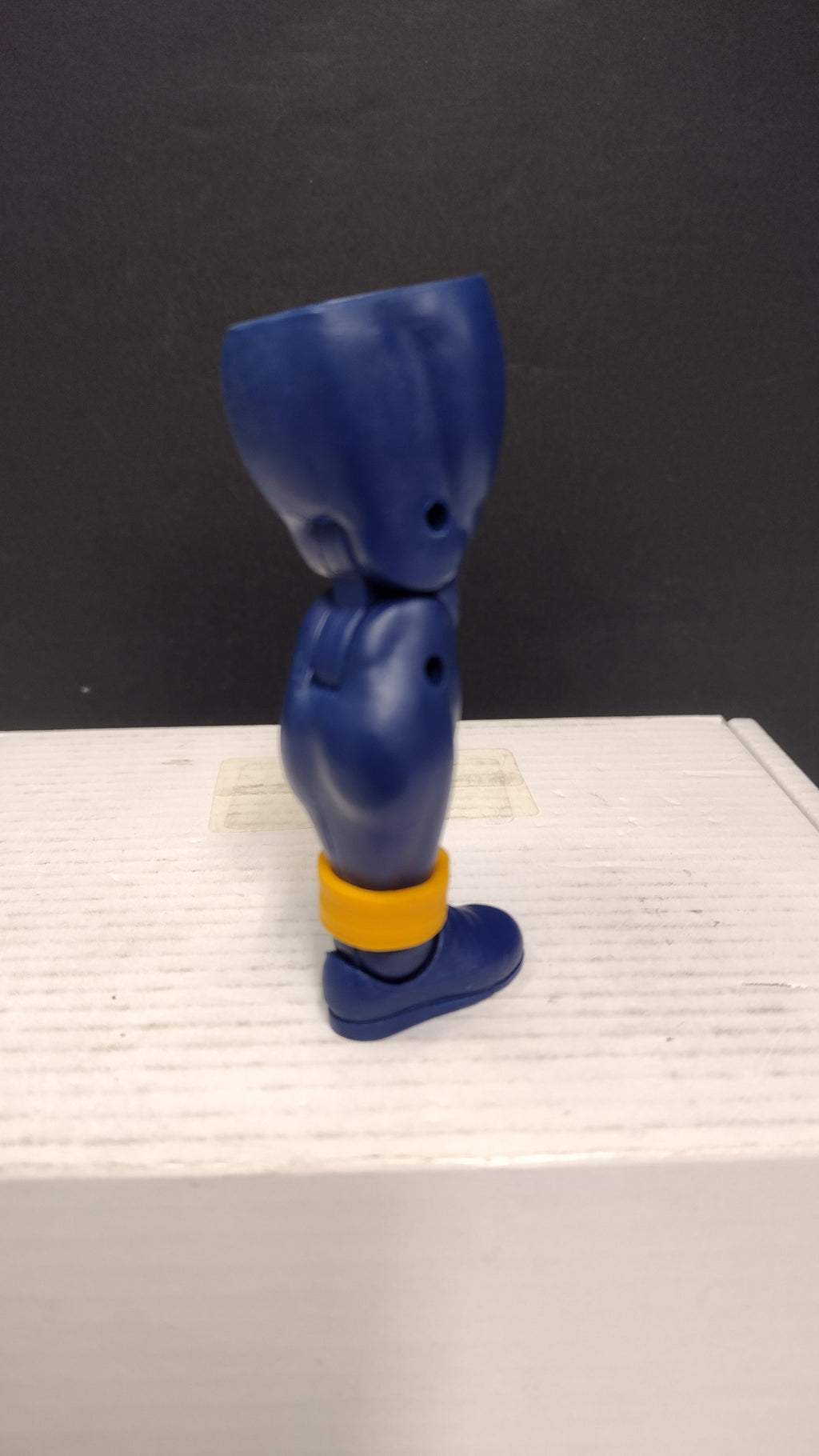 Marvel Legends BAF Strong Guy Right Leg Piece Loose Part