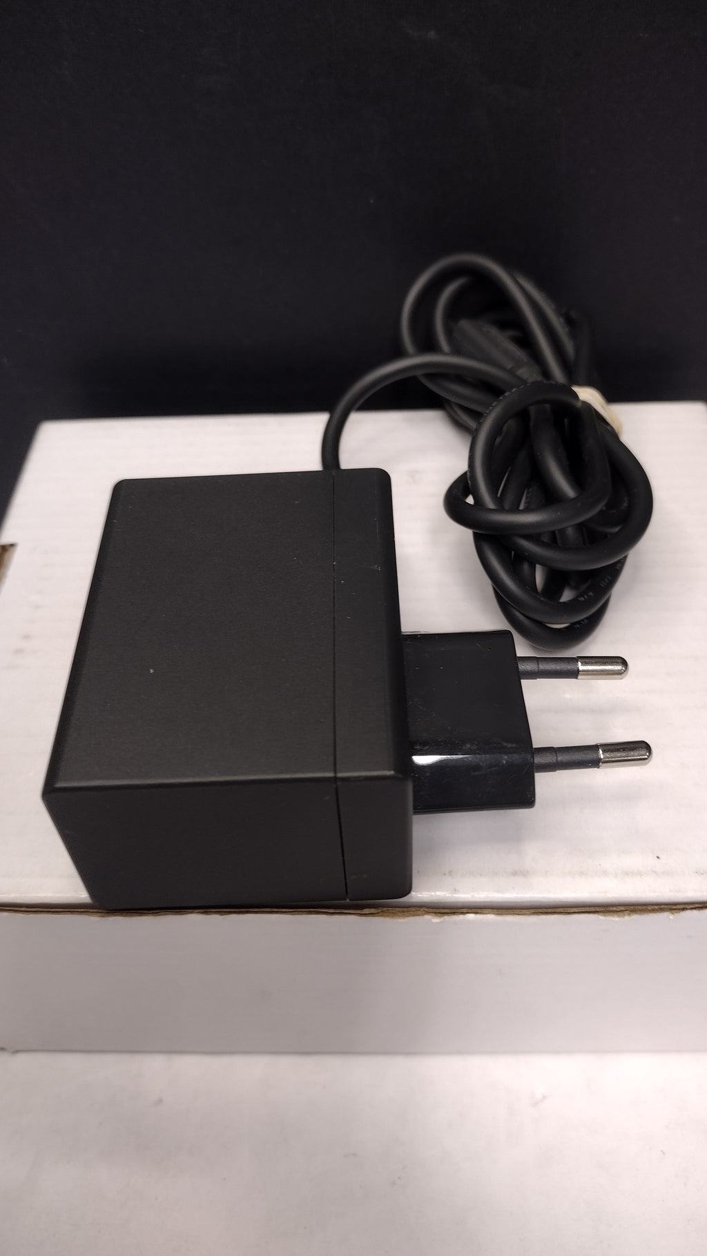 Nintendo Switch AC Adapter Charger European Plug- HAC-002 EUR OEM- Tested