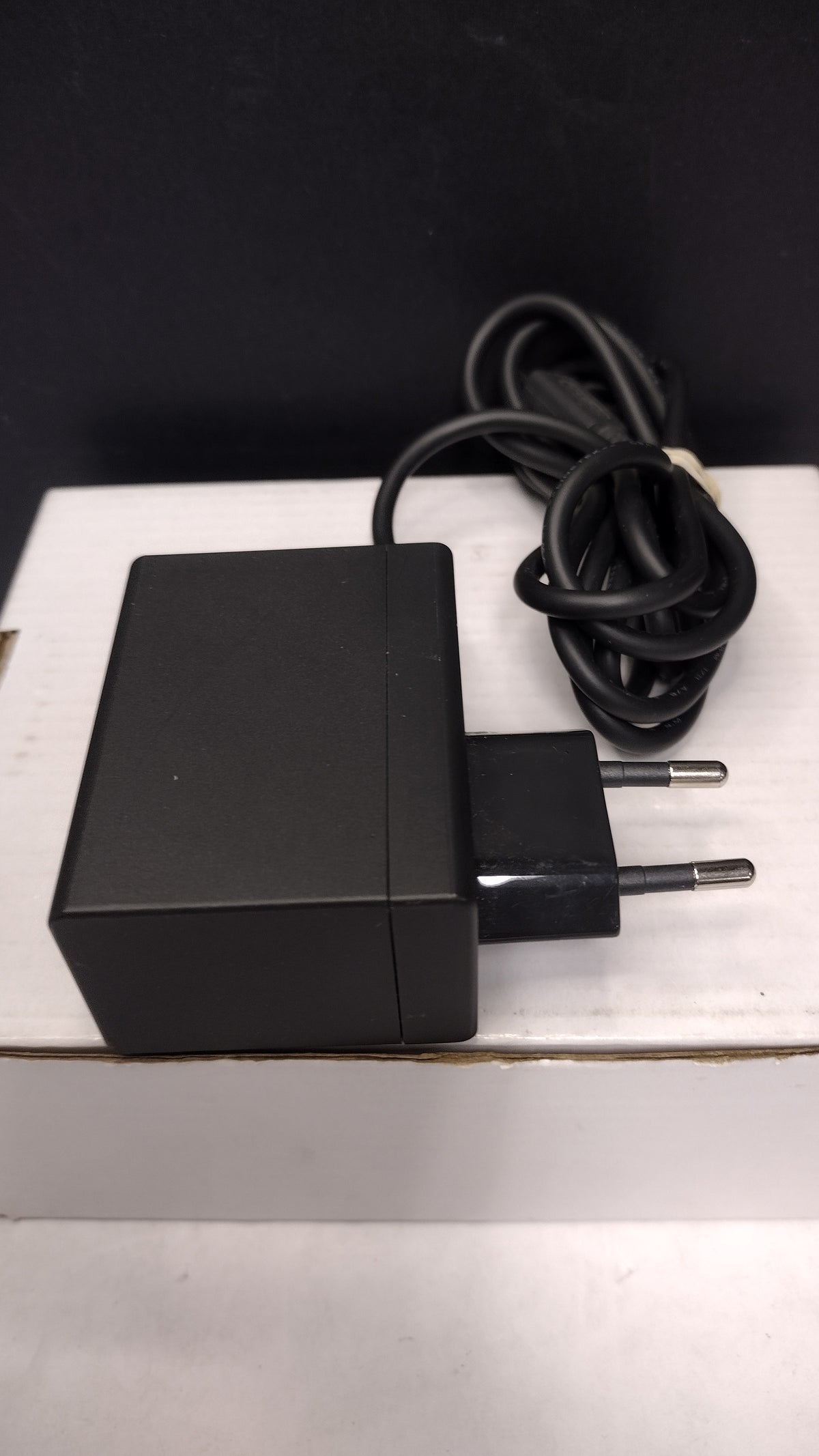 Nintendo Switch AC Adapter Charger European Plug- HAC-002 EUR OEM- Tested