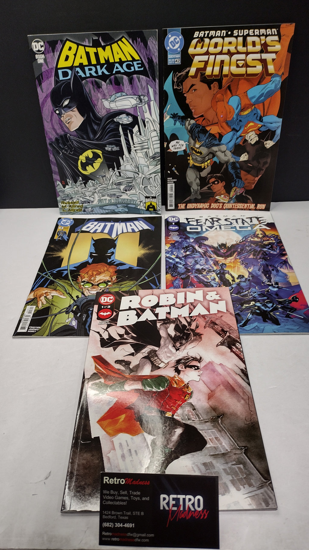DC Comics Modern Era Lot – 5 Book Set - Lot M (Brand New / Unread)